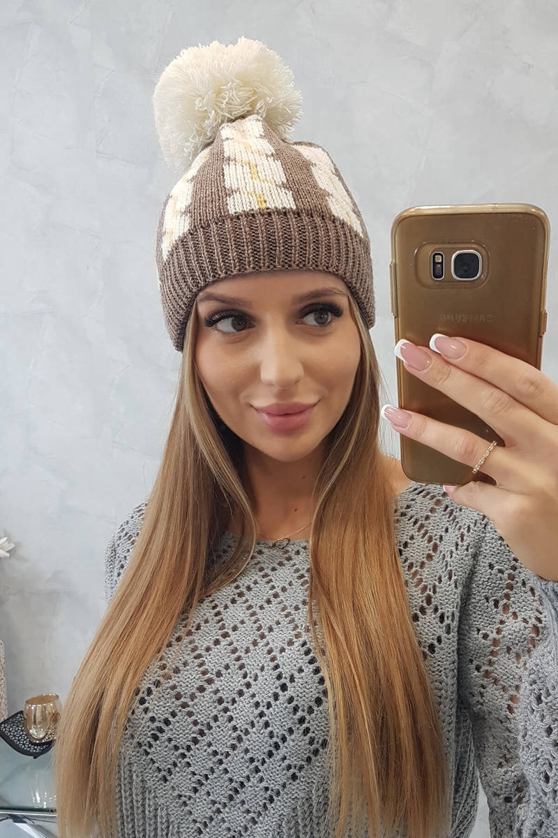 Cap with pompom Rozalia K323 mocca+ecru
