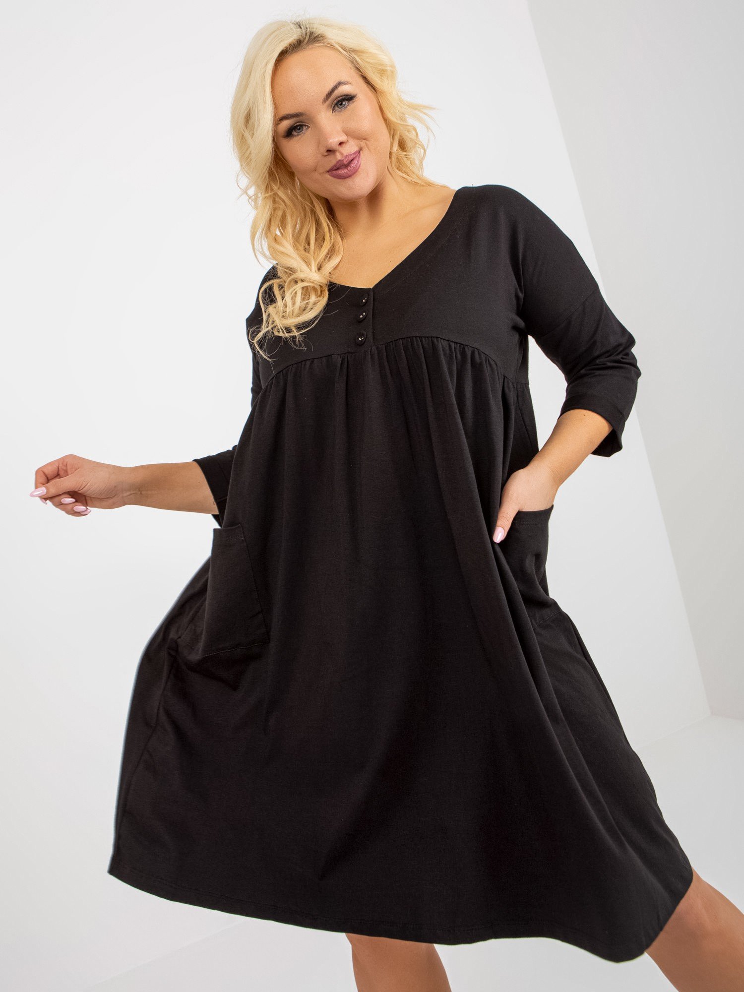 Černé mikinové šaty plus size basic s kapsami JEDNA VELIKOST