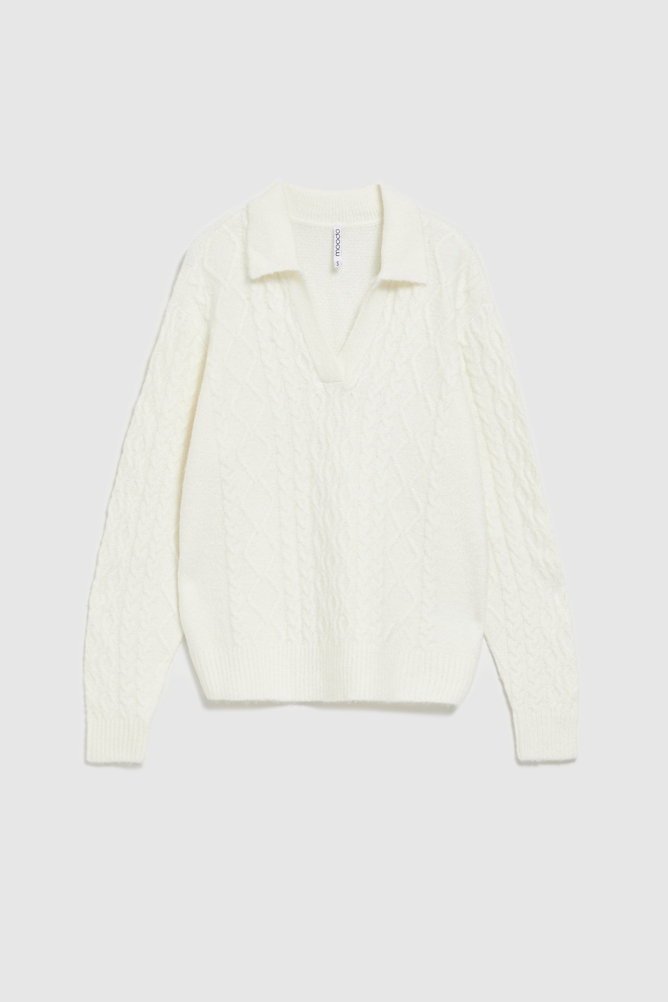 V-neck sweater with collar