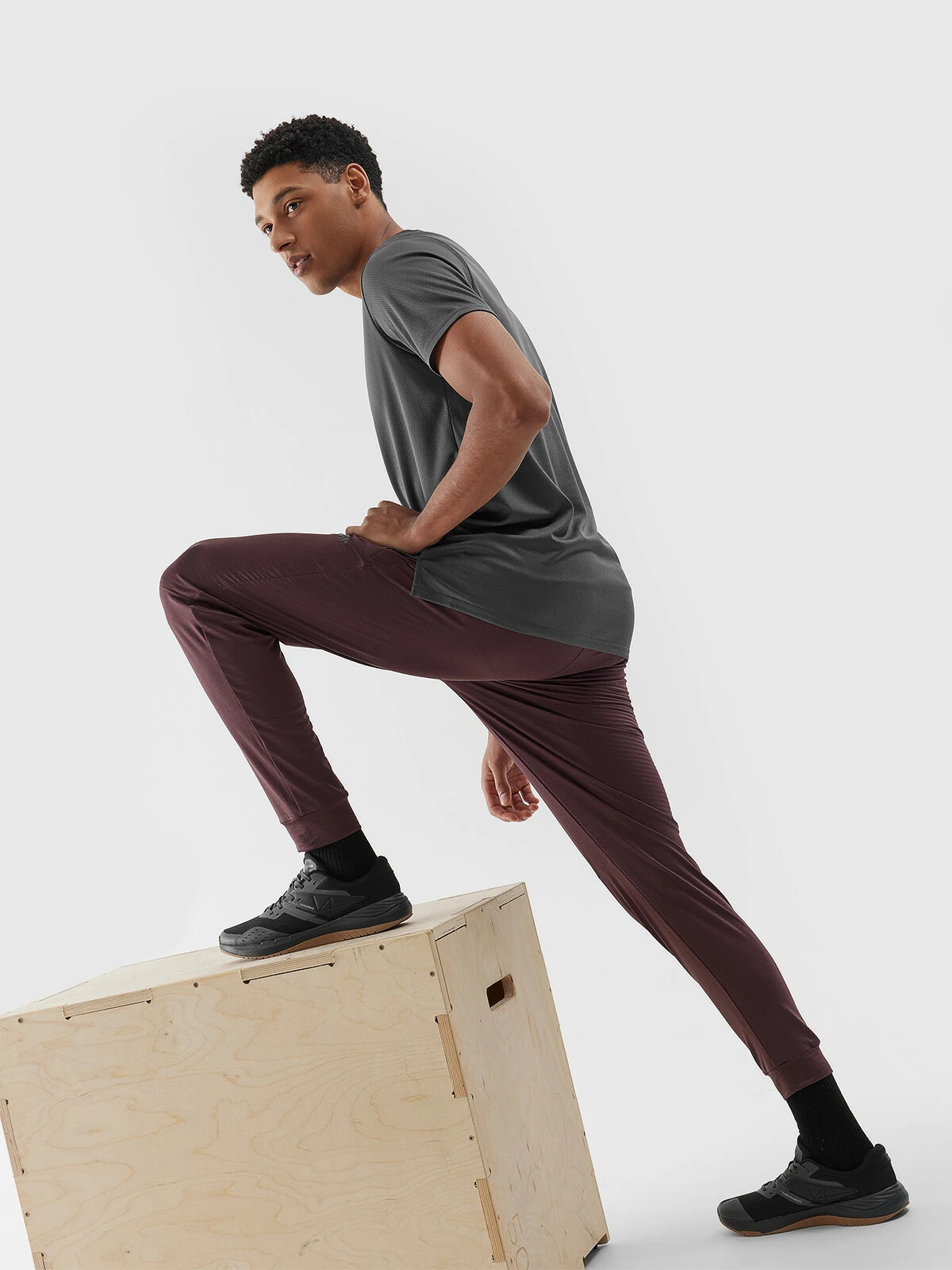Men&#039;s 4F Quick Dry Sports Pants - Brown