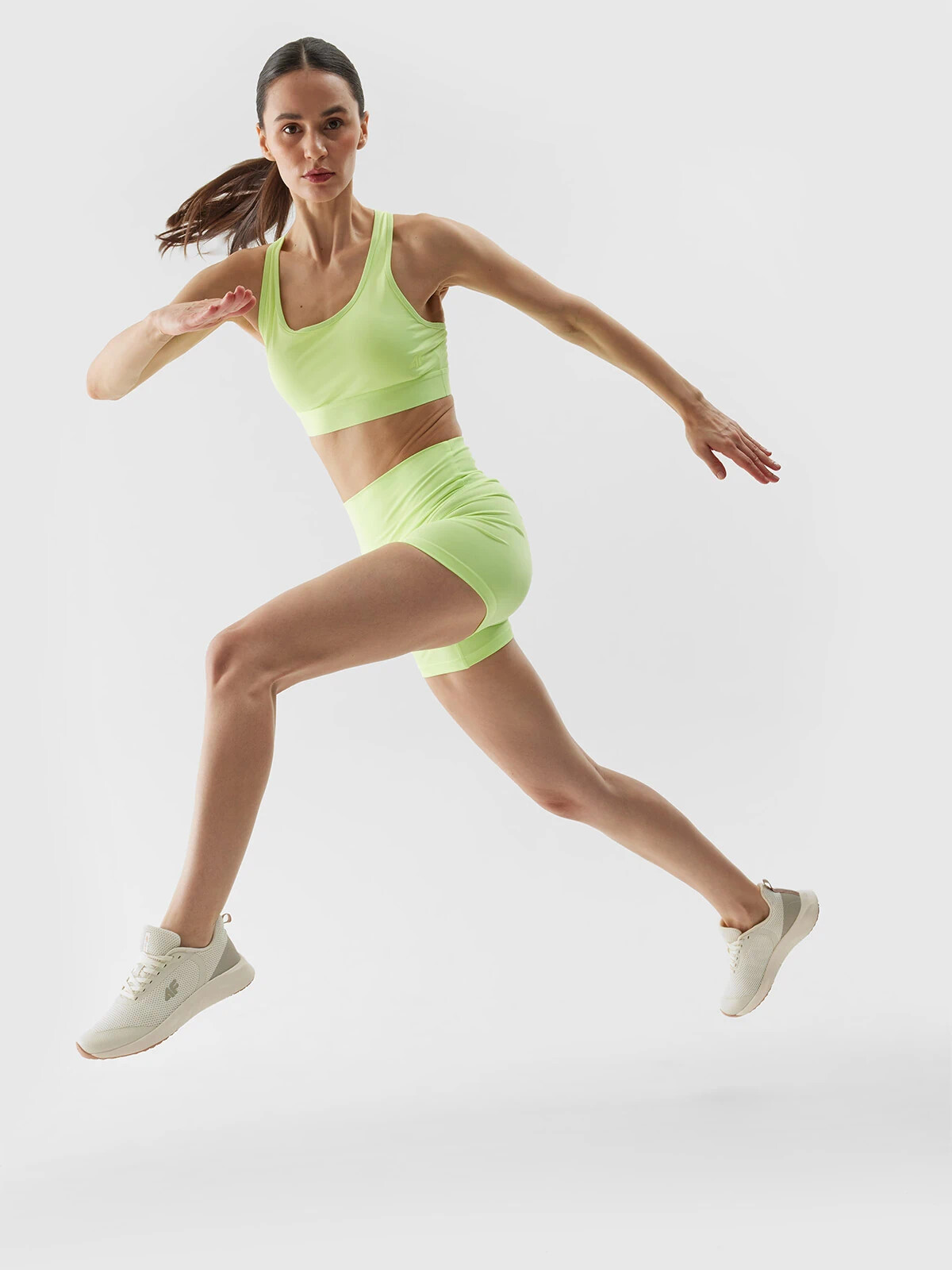Women's Sports Bra with Low Support Made of 4F Recycled Materials - Lime
