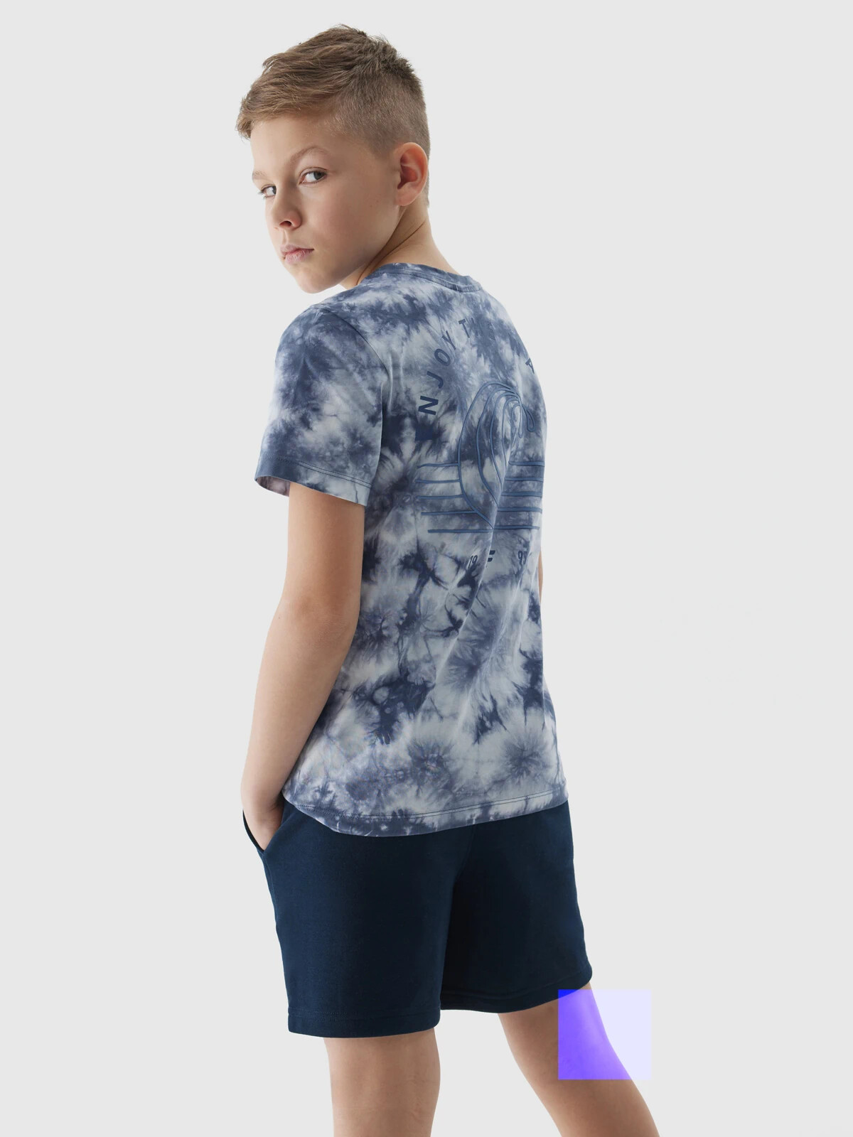 Boys' T-shirt with 4F print - multicolor