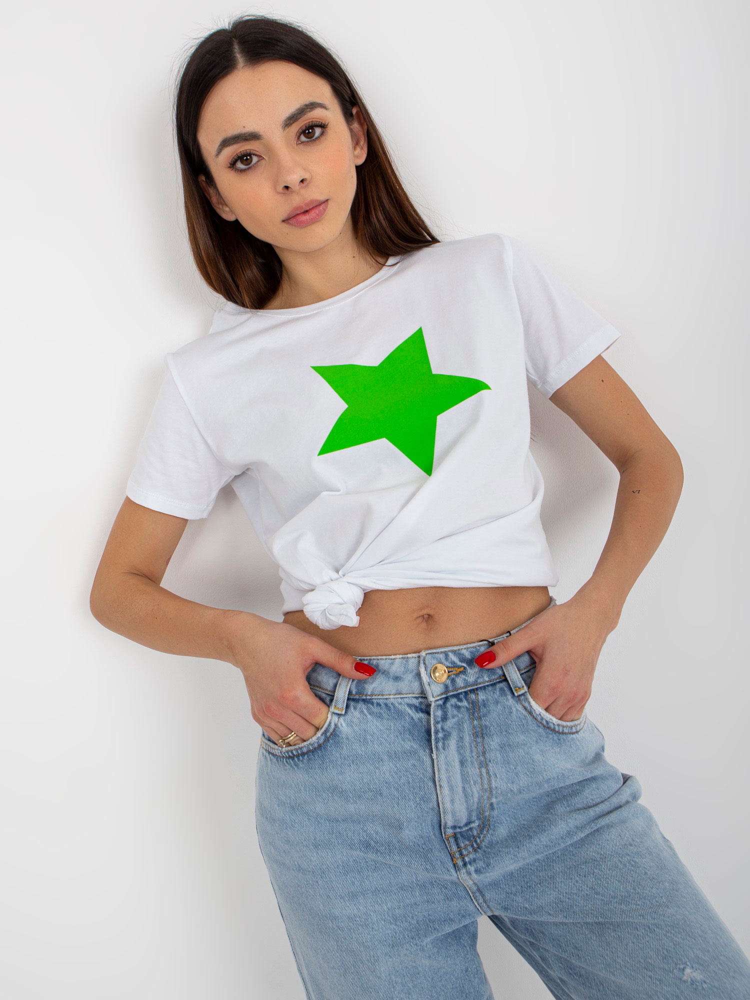 Levně Bílé a zelené tričko BASIC FEEL GOOD s hvězdným potiskem