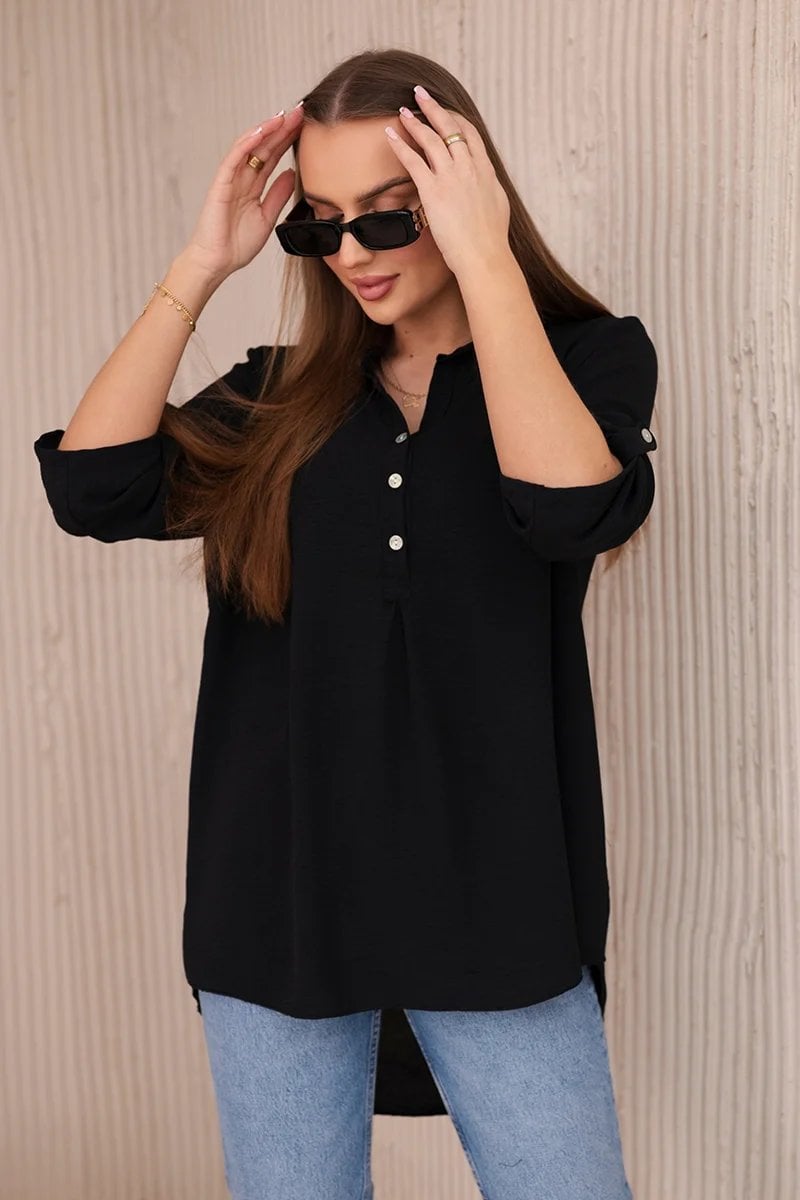 Blouse with a longer back black