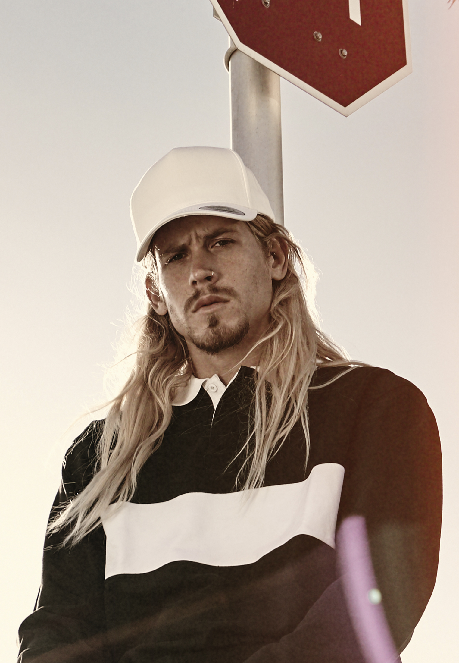 5-panel curved classic snapback white