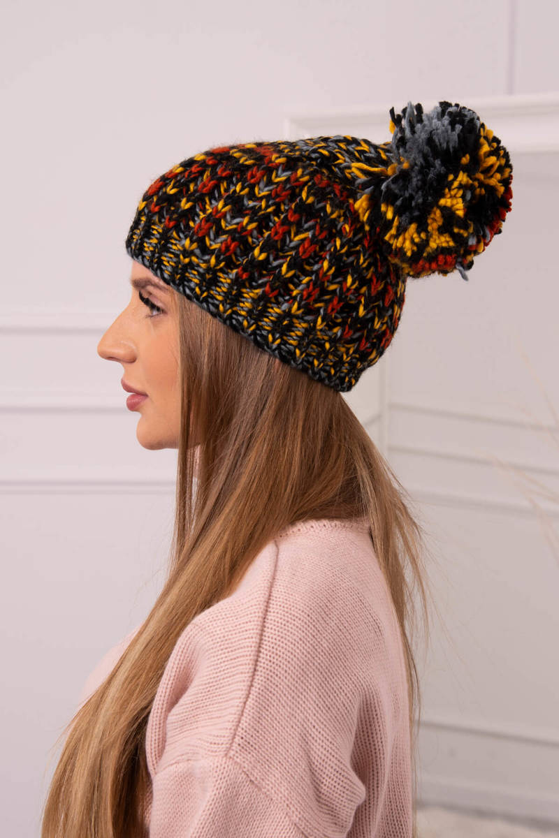 Cap with pompom Maria K335 black