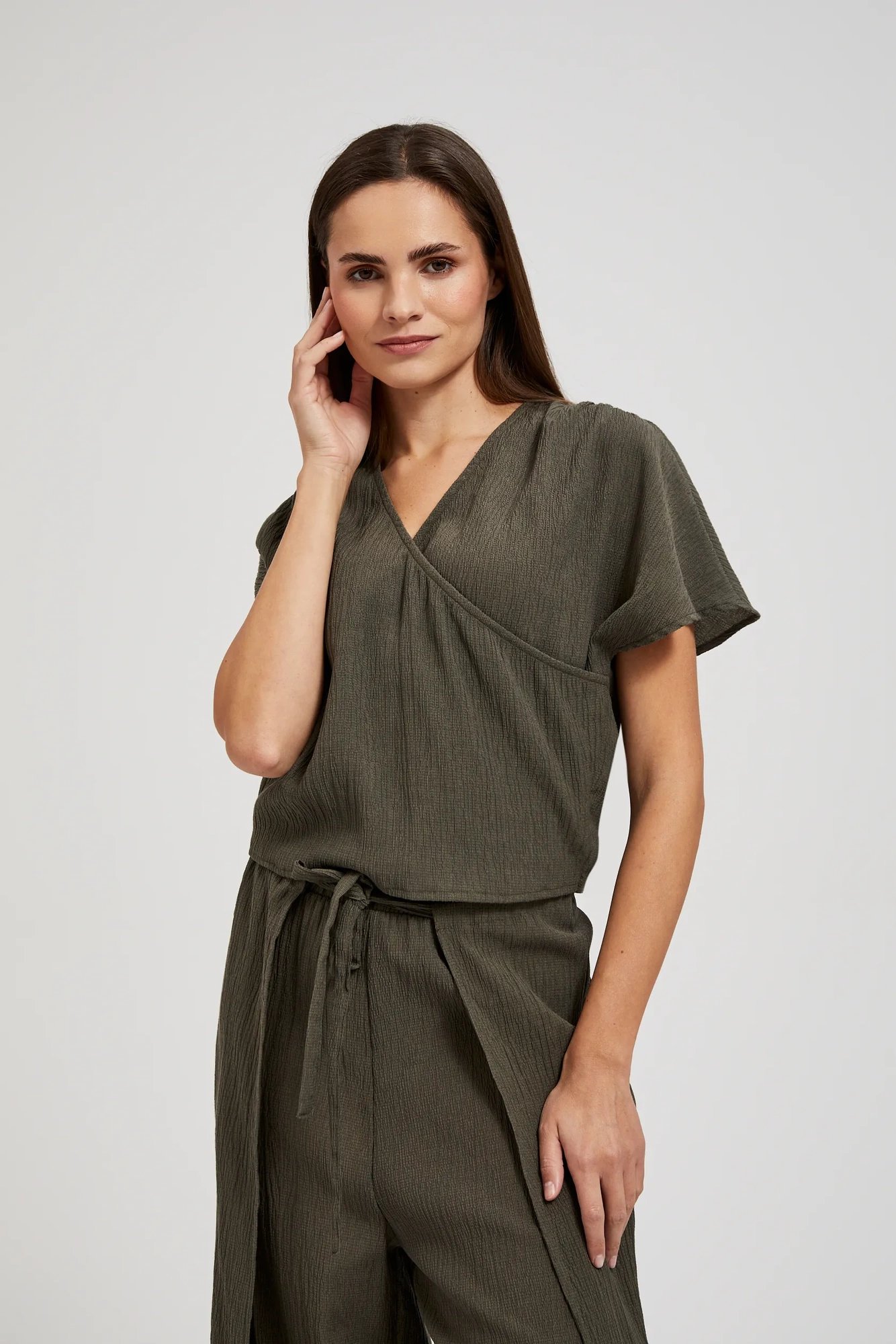 Women's neckline blouse MOODO - olive green