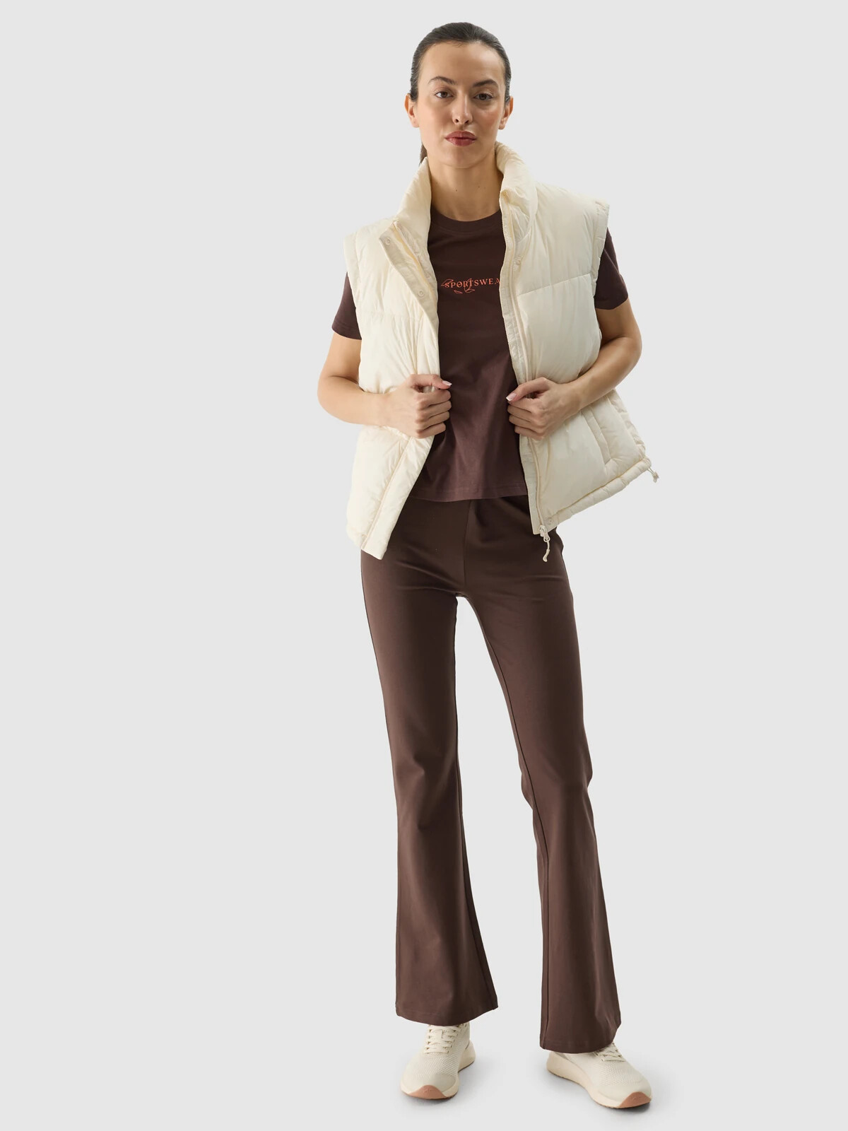 Women's down vest with 4F synthetic down filling - beige