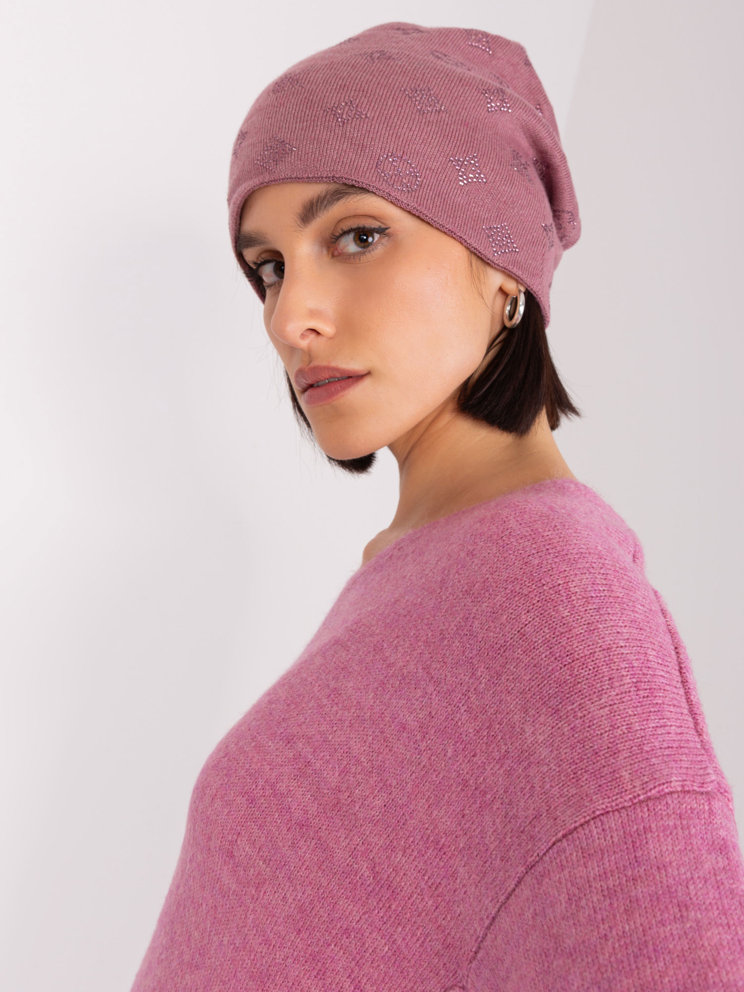 Dusty purple winter hat with cashmere