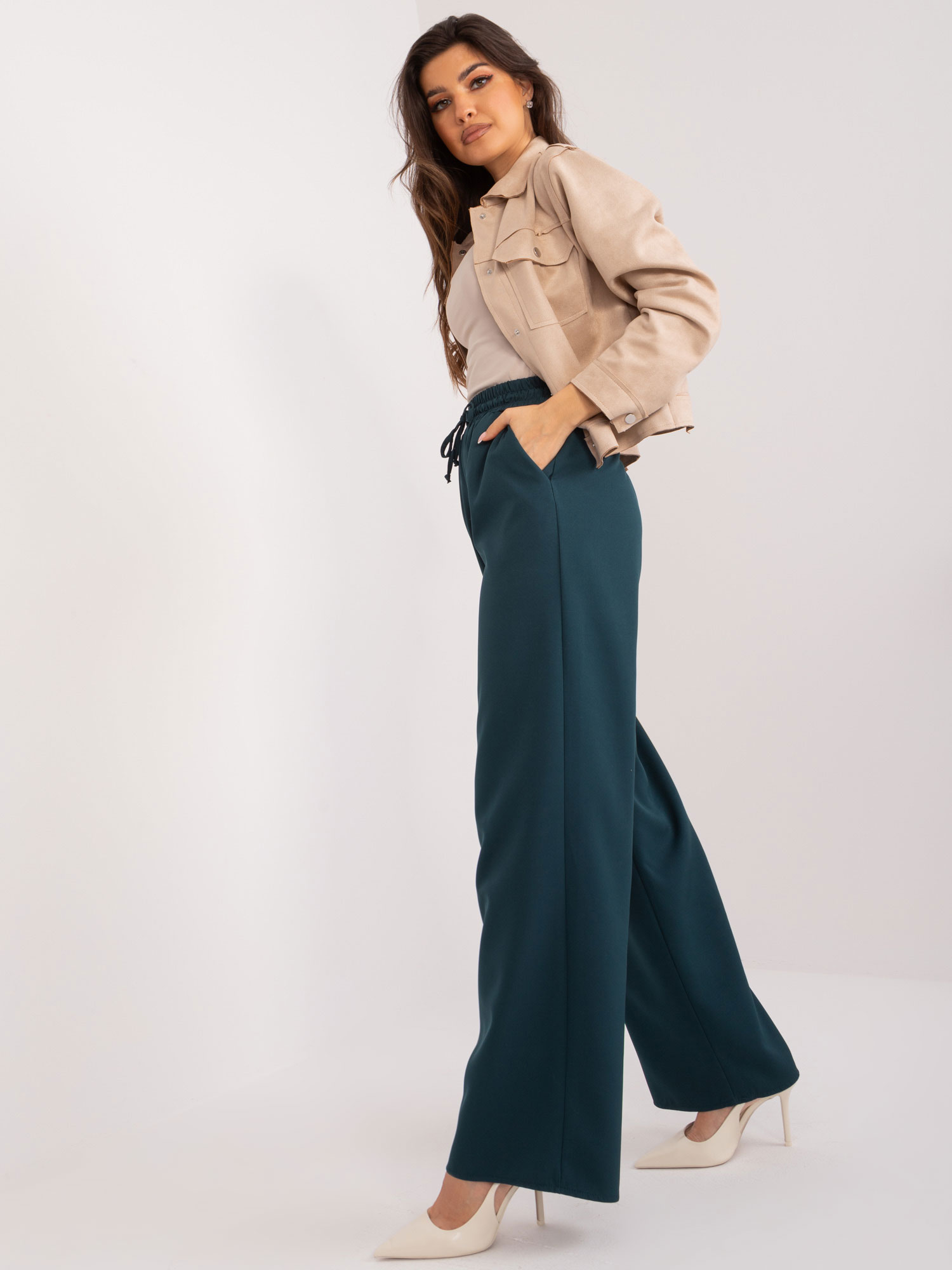 Women's navy fabric trousers with pockets