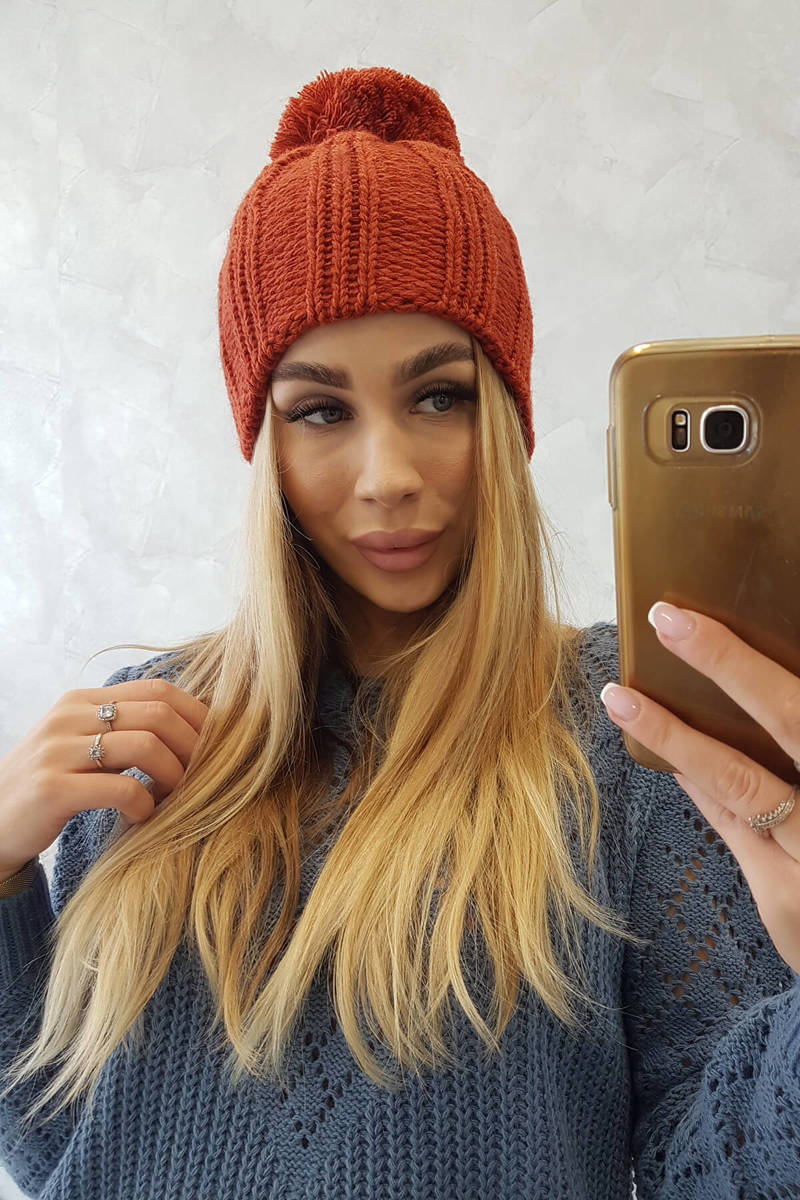 Beanie with fleece Idalia K284 brown
