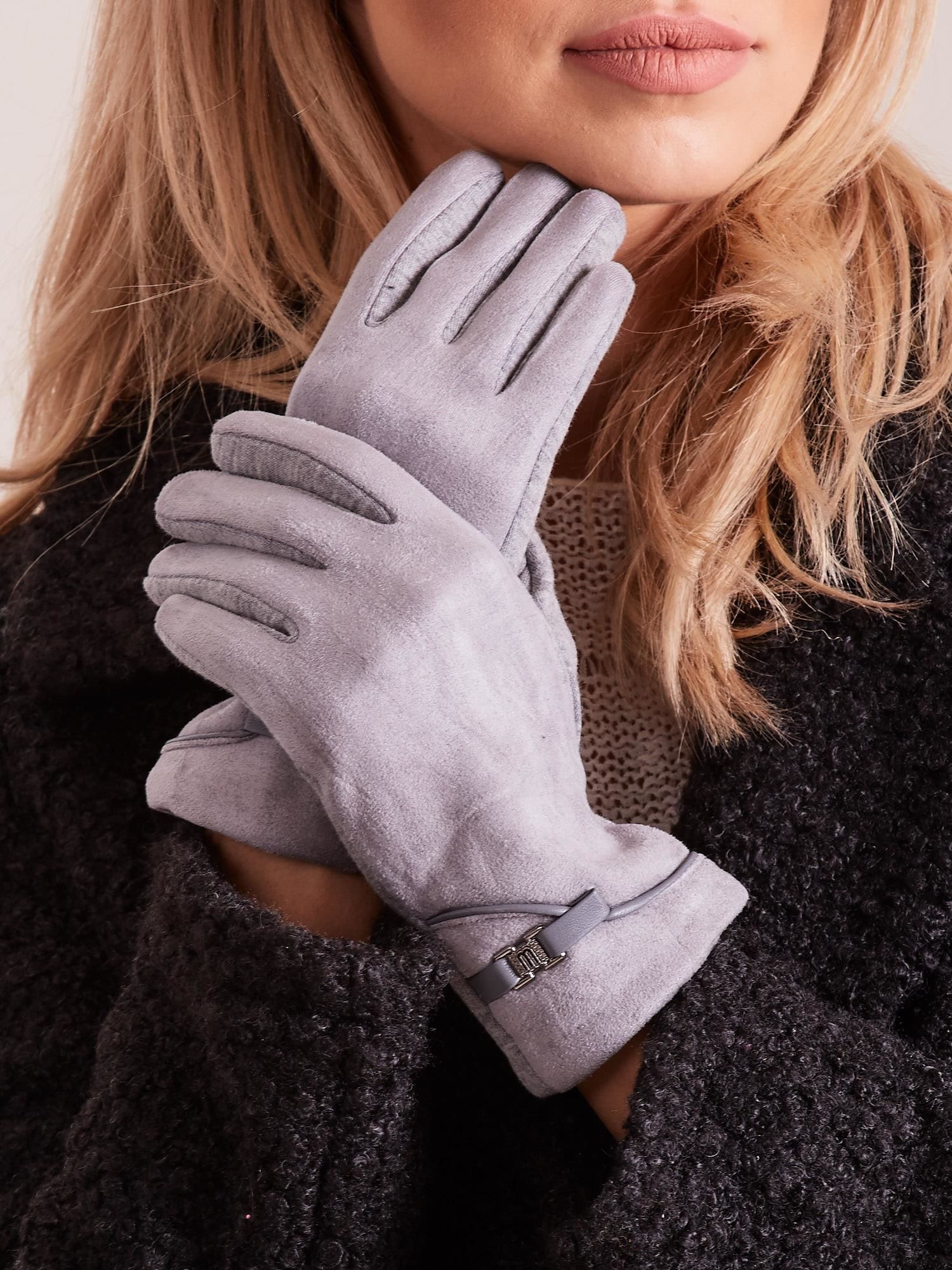 Levně Elegantní šedé rukavice pro ženy