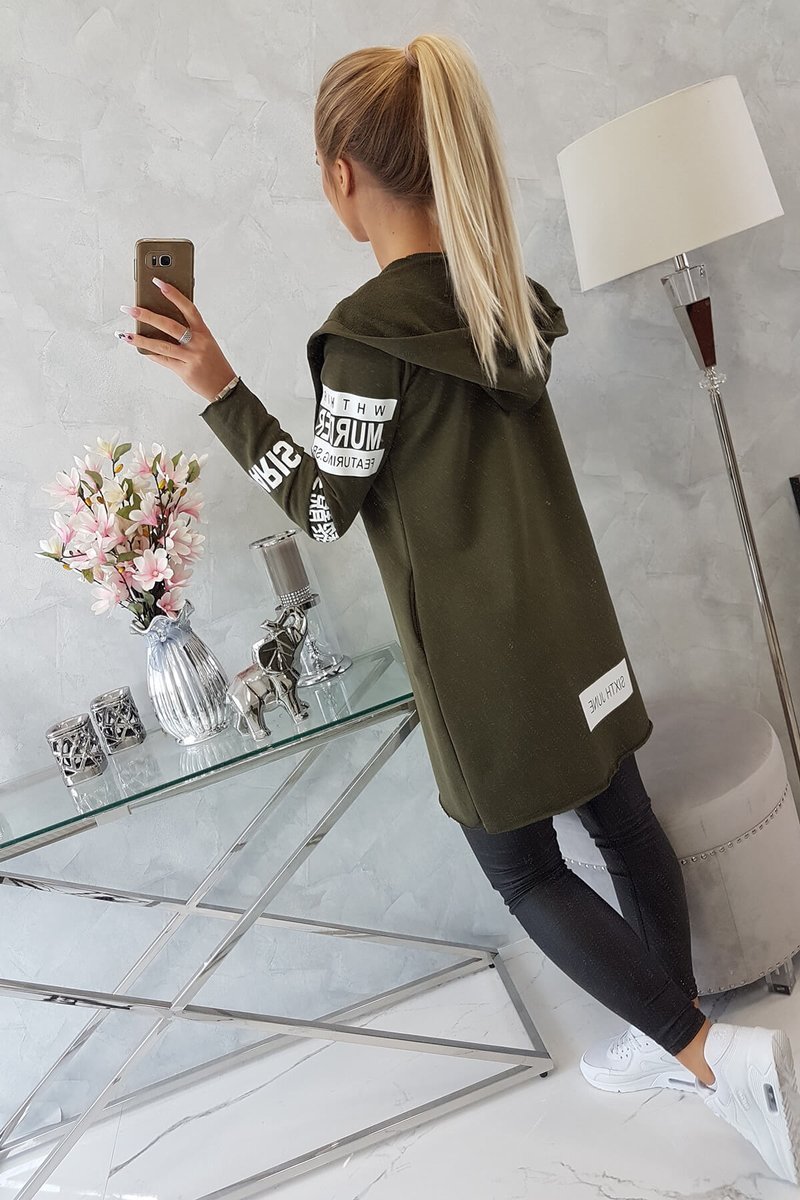 Cardigan dama, Kesi Hashtag