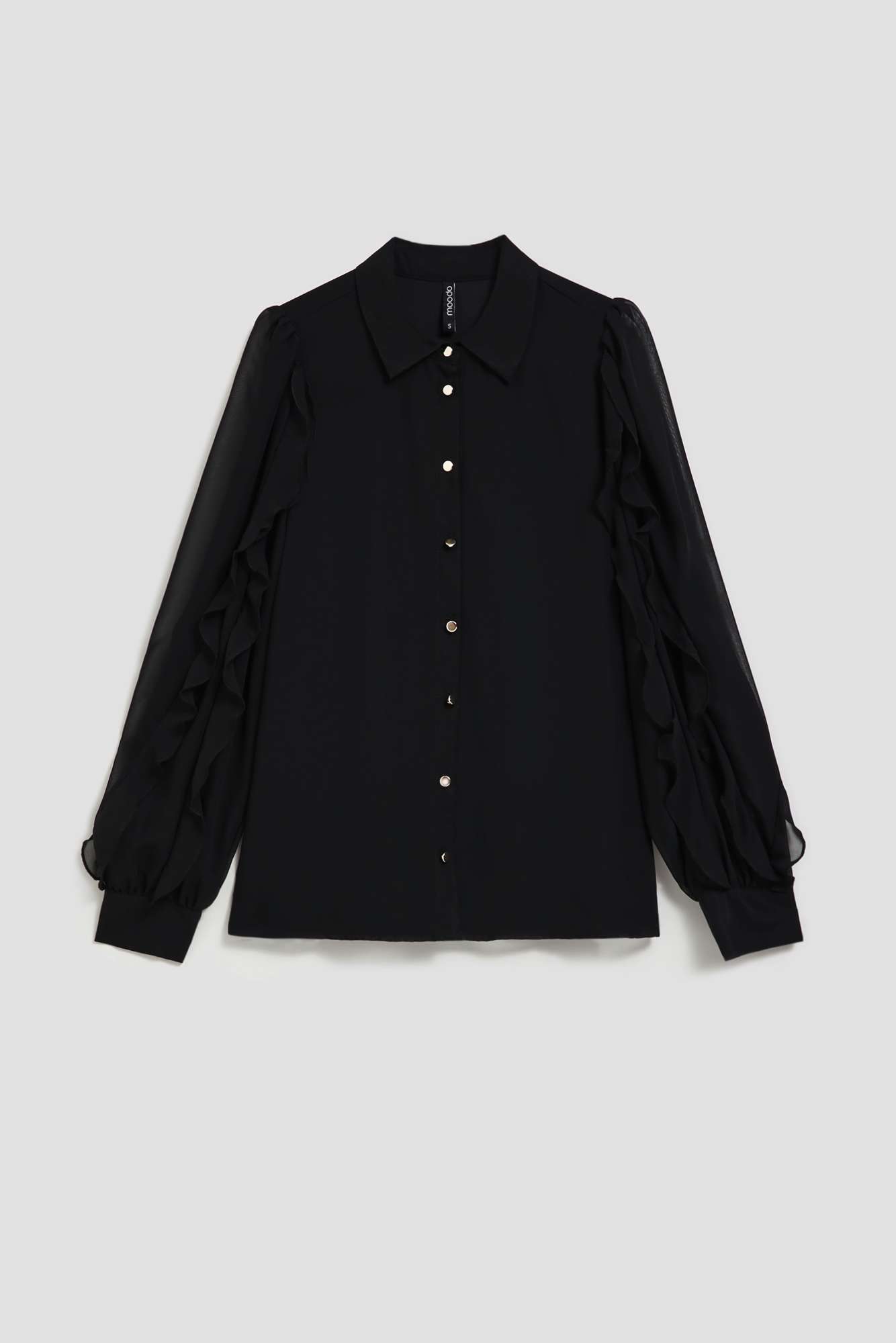 Shirt with frills on the sleeves