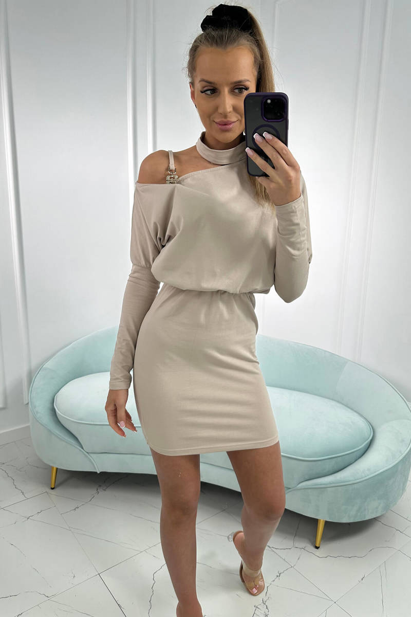 Rochie cu decor pe umăr bej