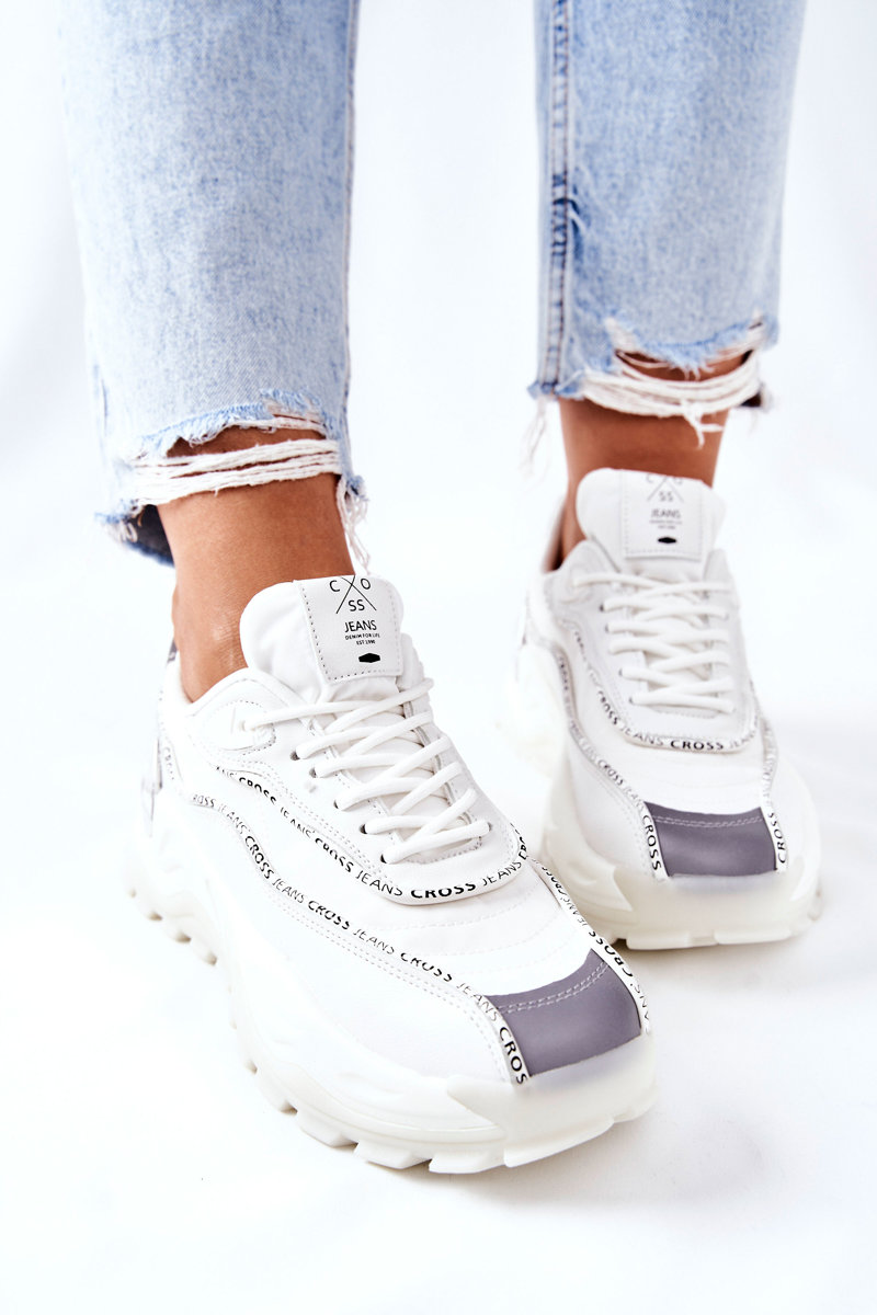 Tenisi dama, Kesi White