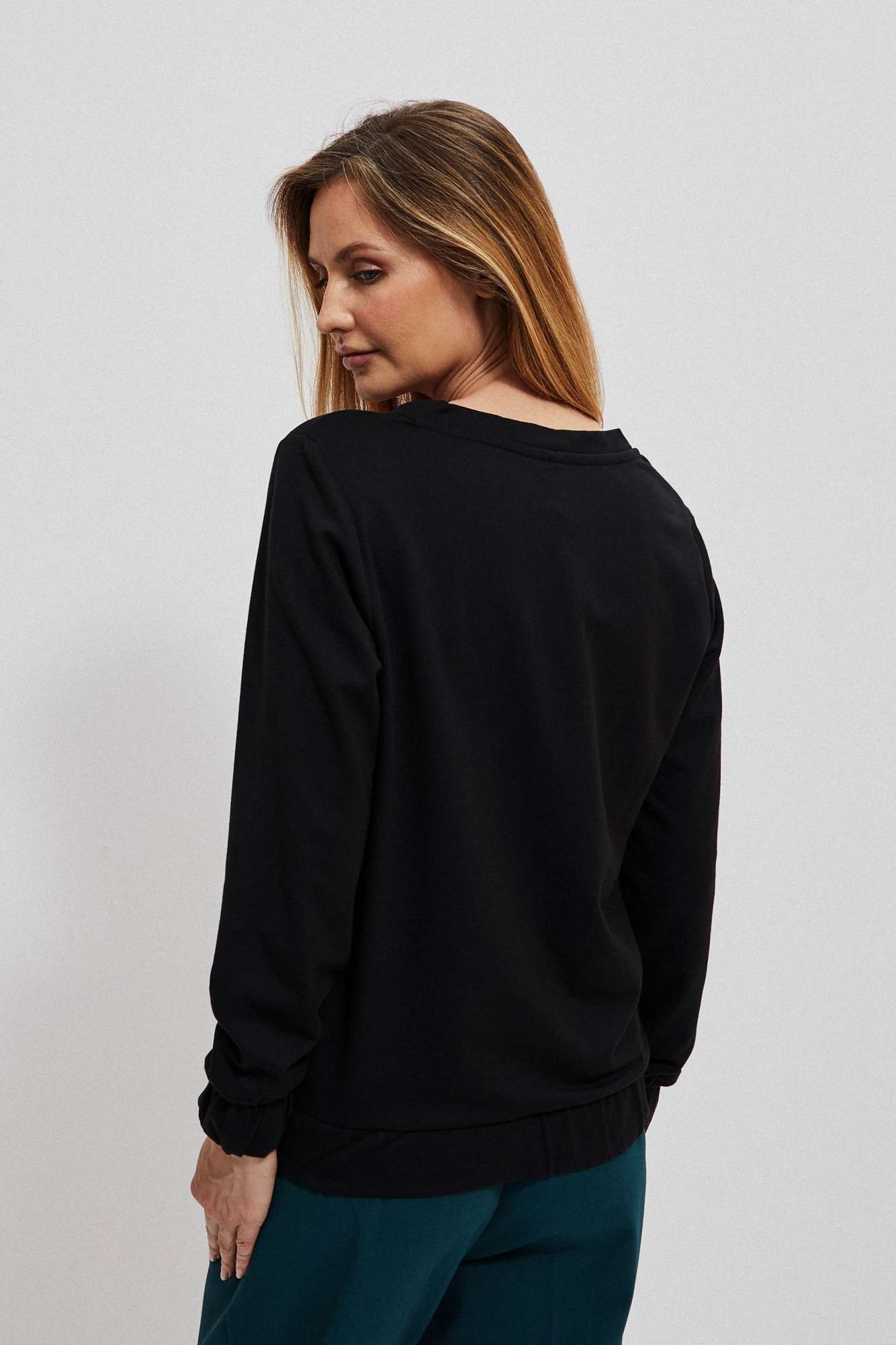 V-neck sweatshirt