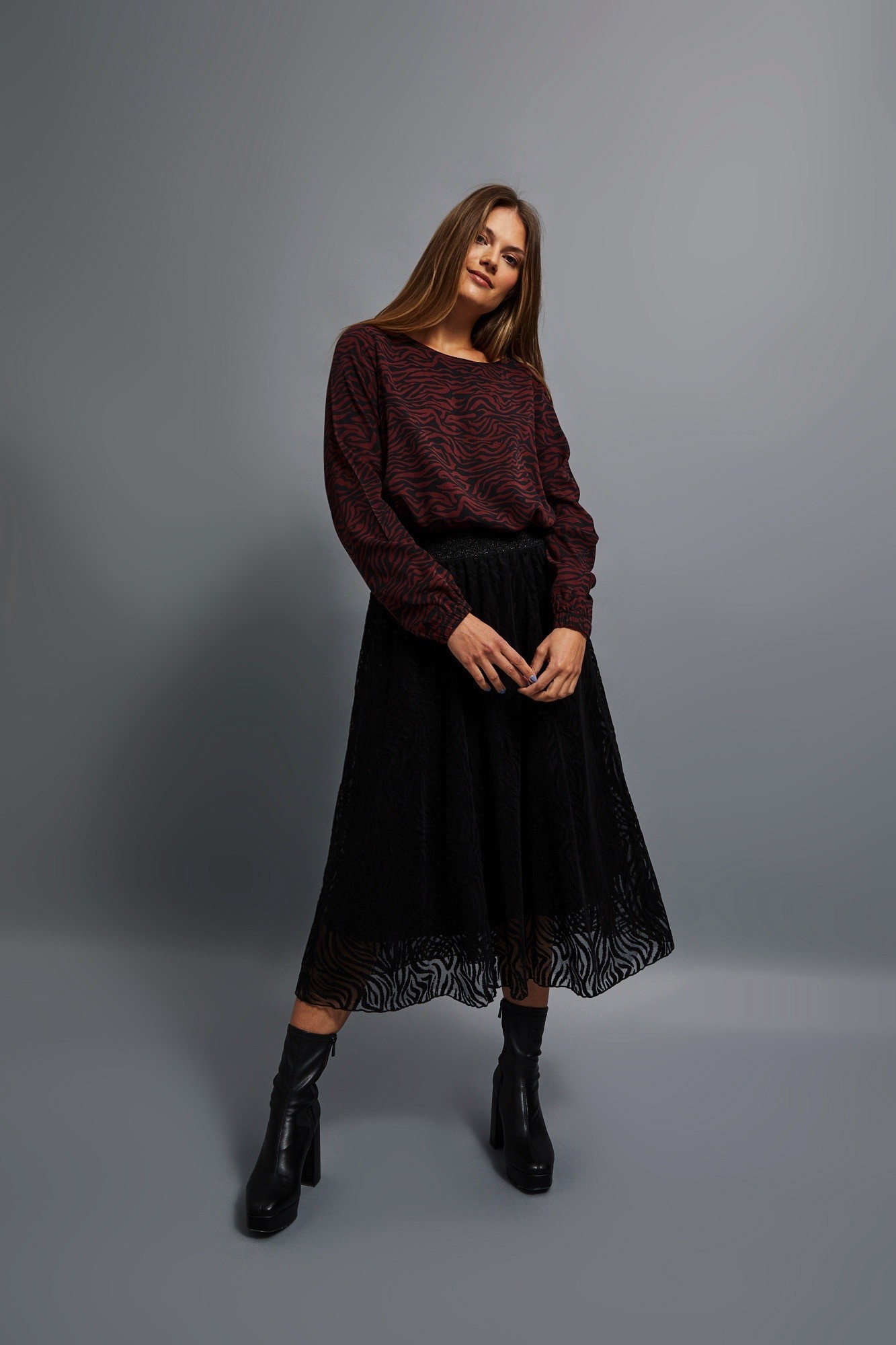 Flared midi skirt