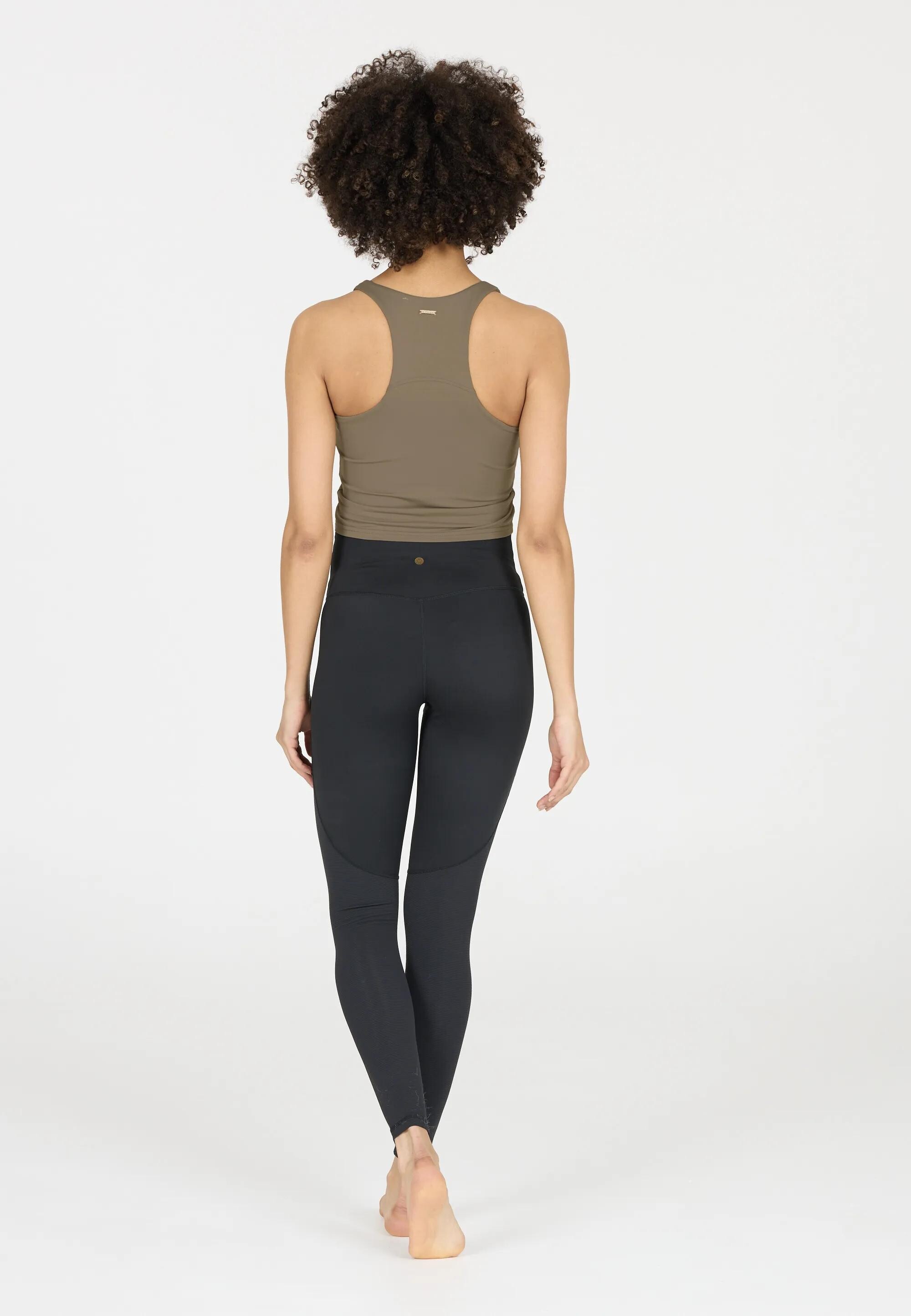 Women's top Athlecia Rihal