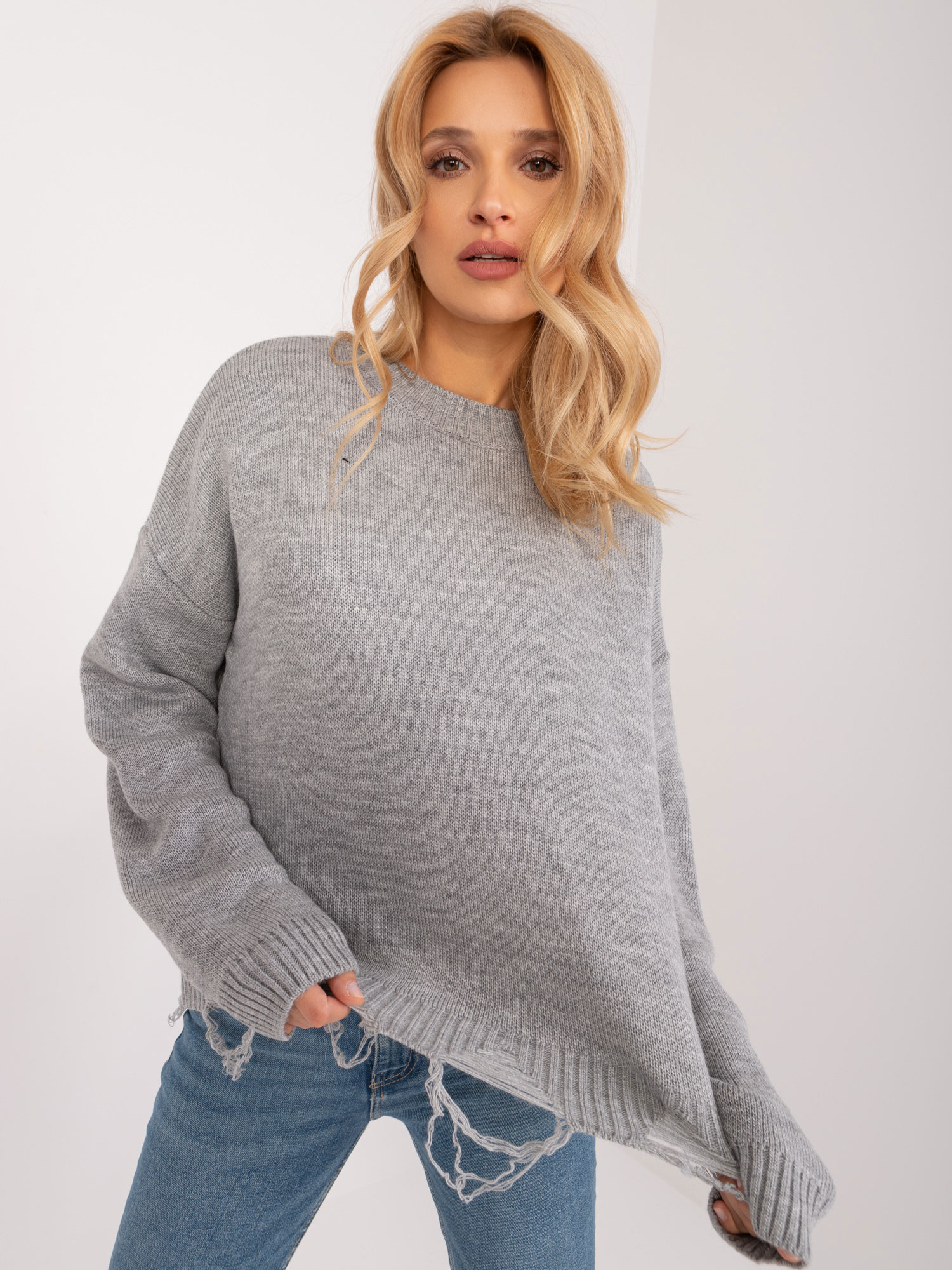 Gray oversize sweater with cuffs