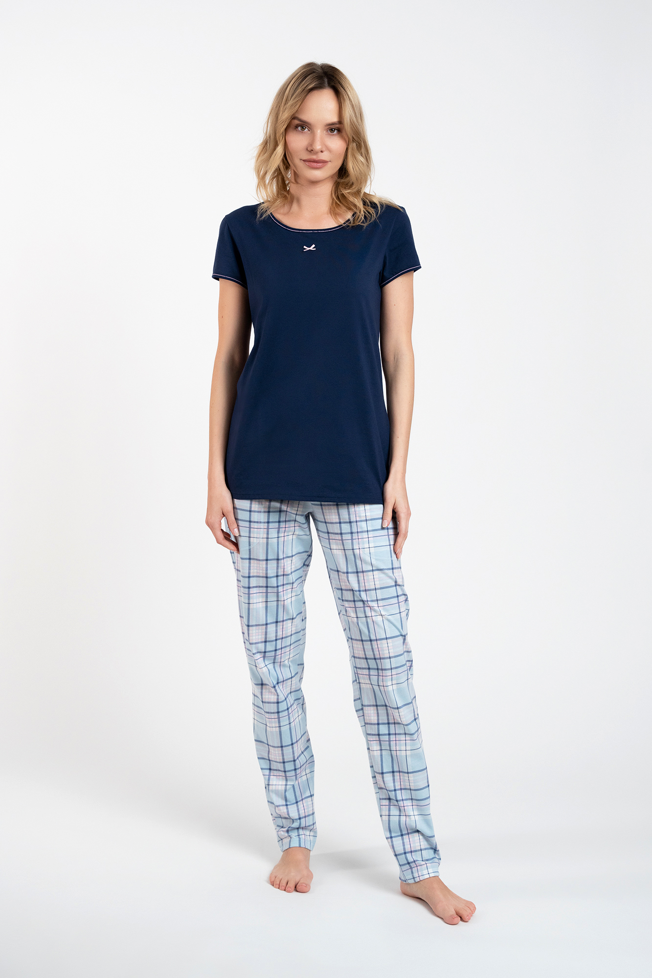 Levně Glamour dámské pyžamo, krátký rukáv, dlouhé kalhoty - tmavě modrá/potisk