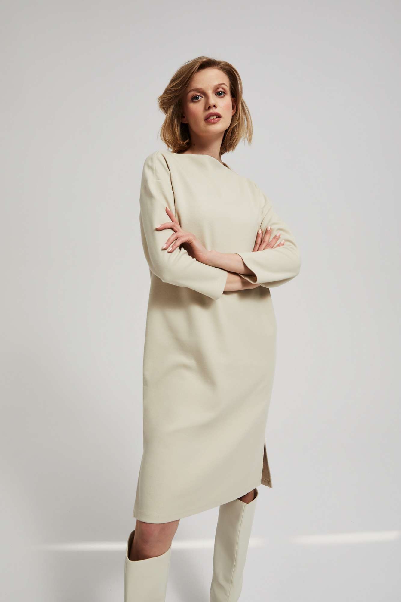 Simple dress with 3/4 sleeves