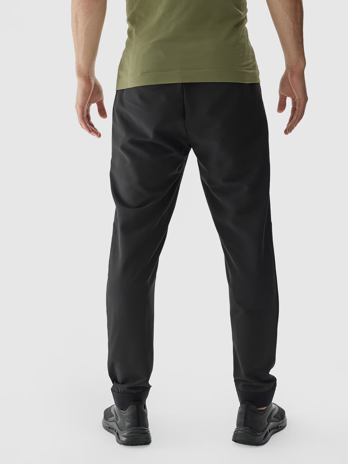 Men's quick-drying sports pants 4F