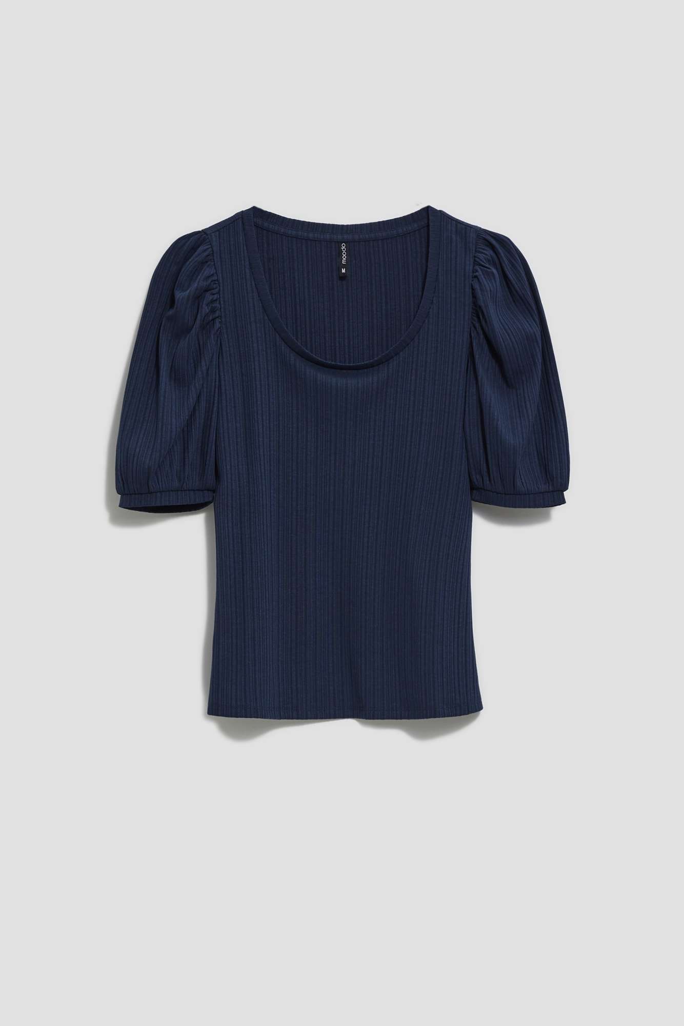 Blouse with puff sleeves