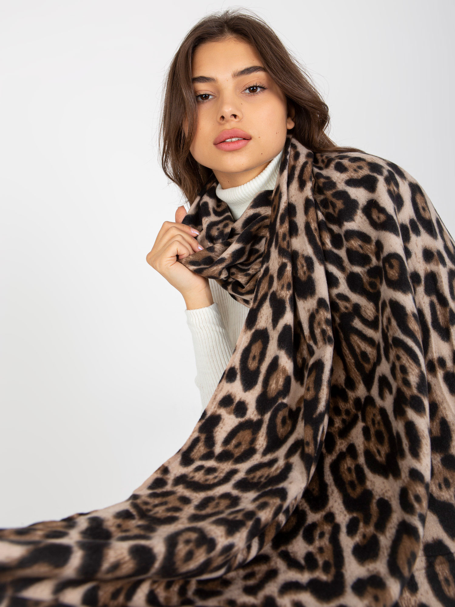 Women's beige and black scarf with spots