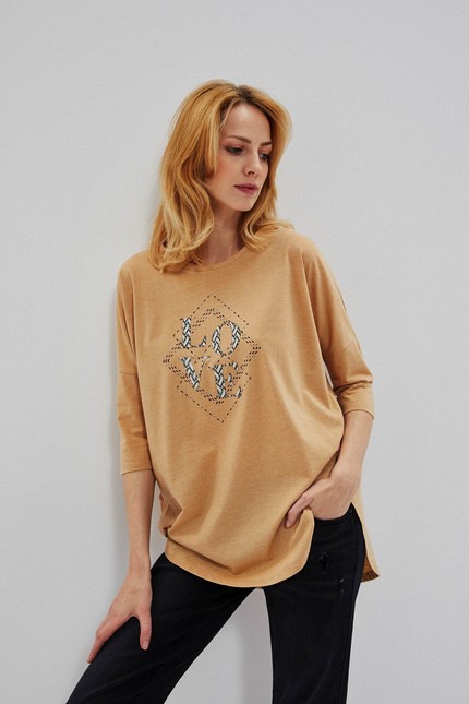 Oversize blouse with inscription