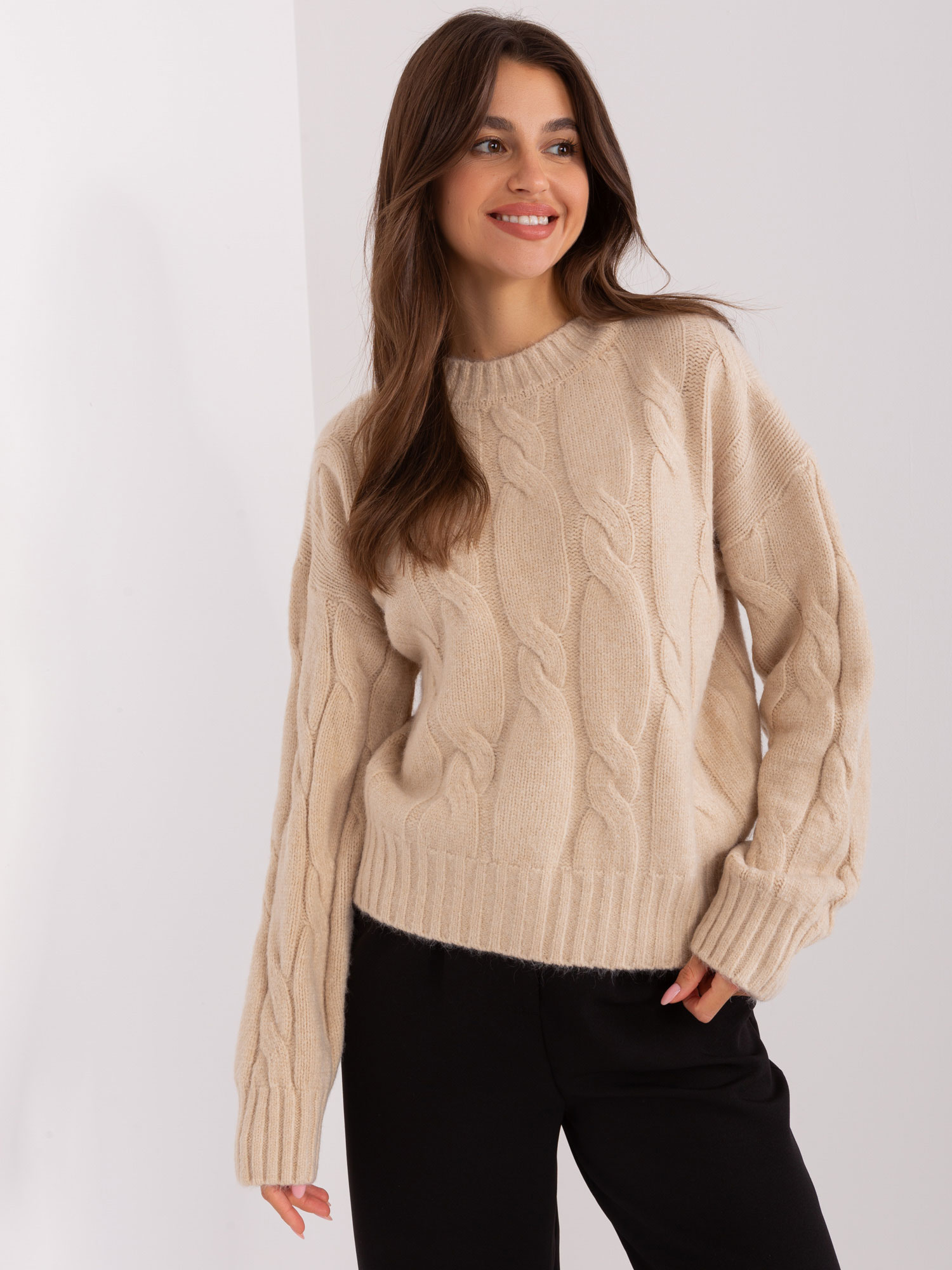 Light beige classic sweater with cables