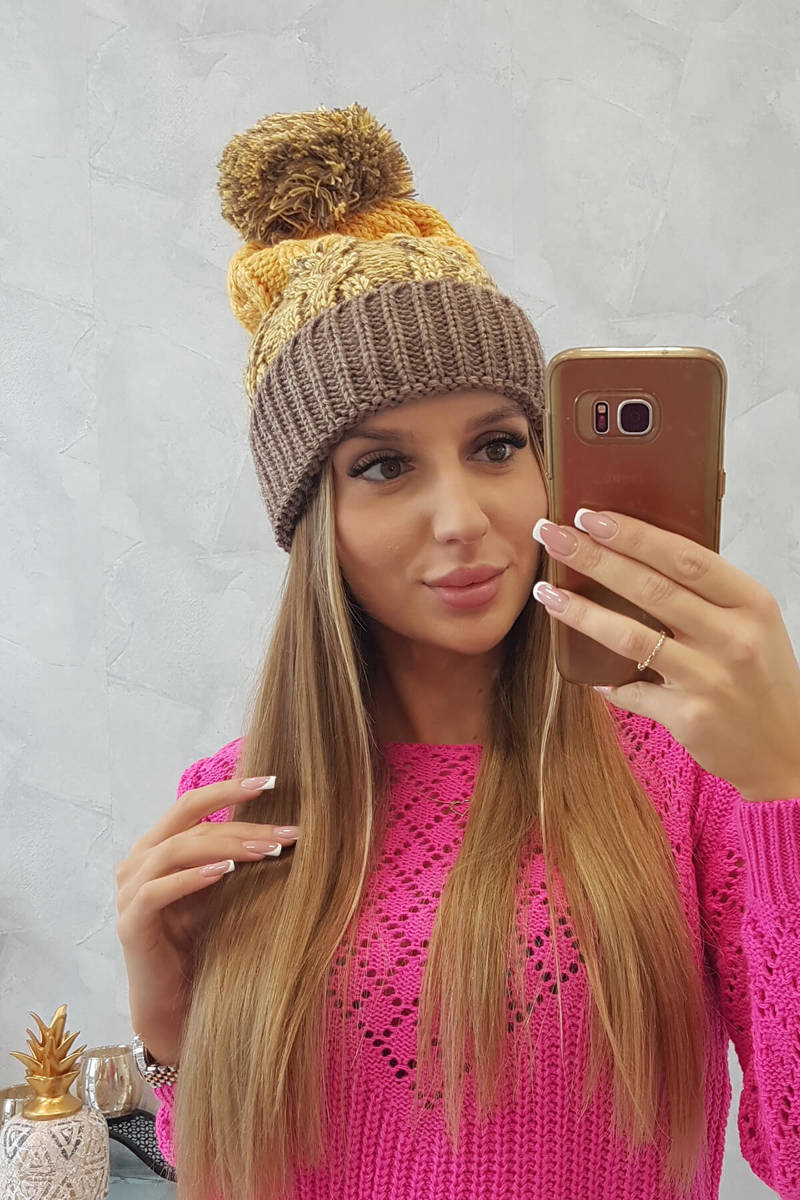 Beanie with pompom Abigail K326 cappuccino+yellow
