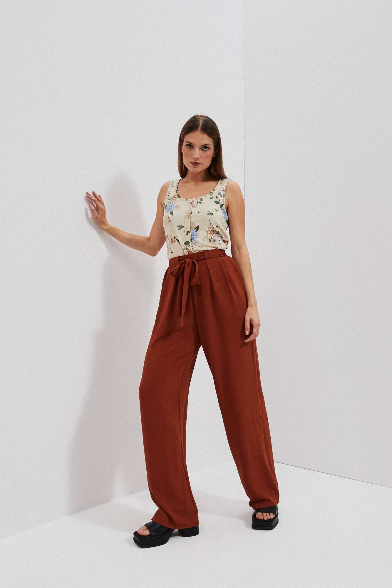 Marisse Women's Trousers L-Sp-4013 Brown