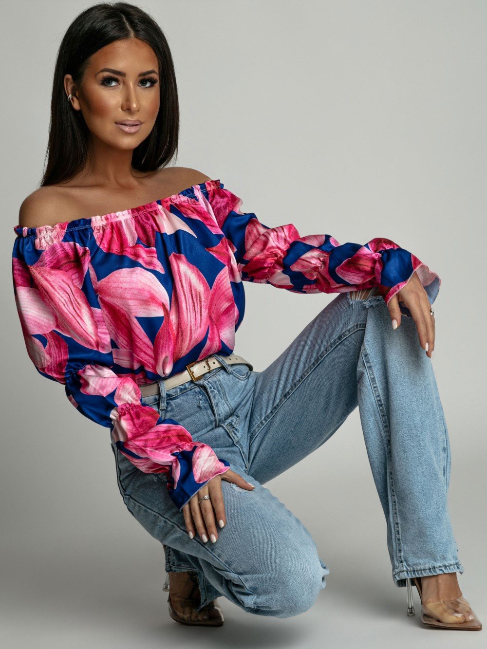 Women's Spanish blouse with long sleeves, cornflower blue