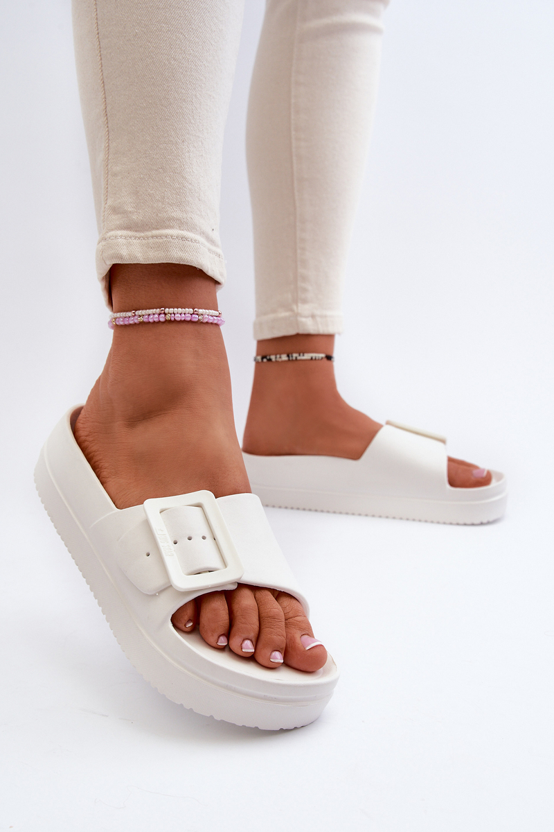 Slapi dama, BIG STAR SHOES