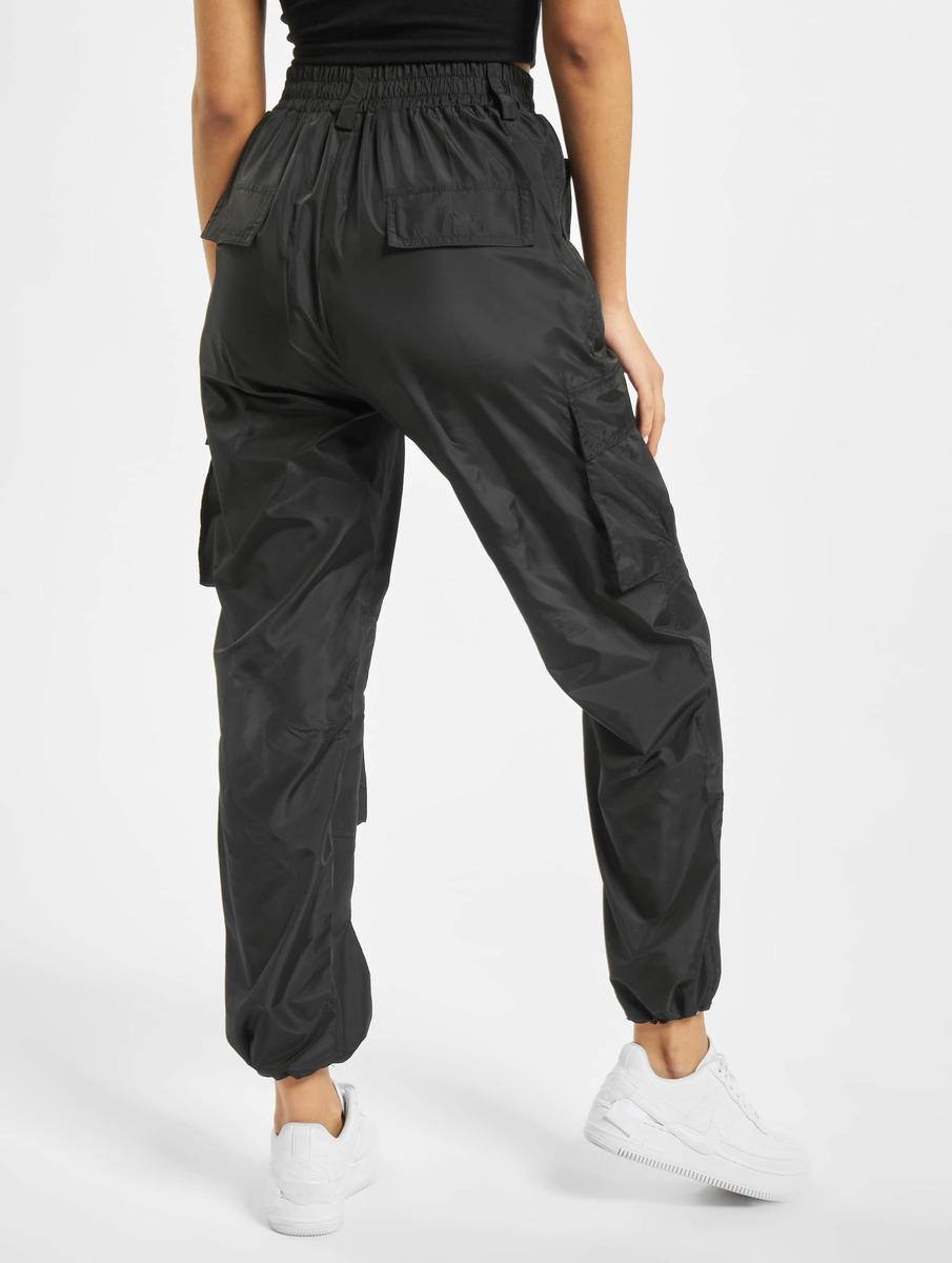Pantaloni dama, DEF Pocket detailed