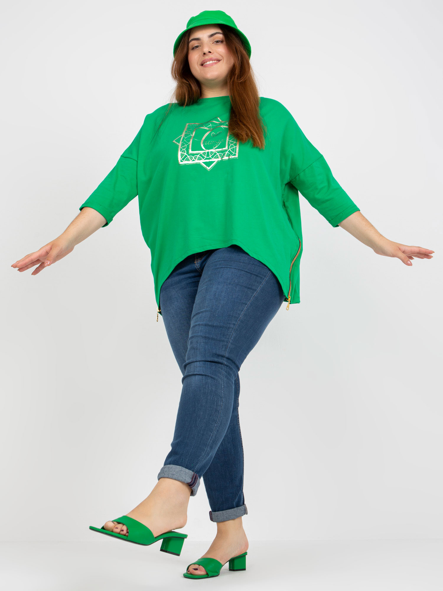 Green Cotton Blouse Of Larger Size With Application