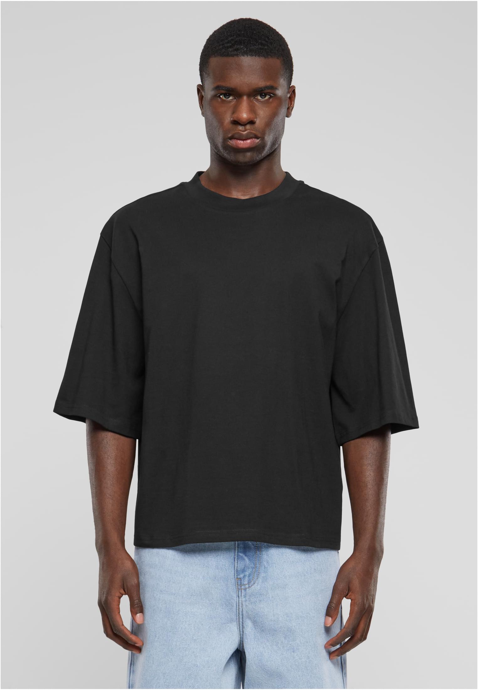 Men's T-shirt Oversized Cropped Black