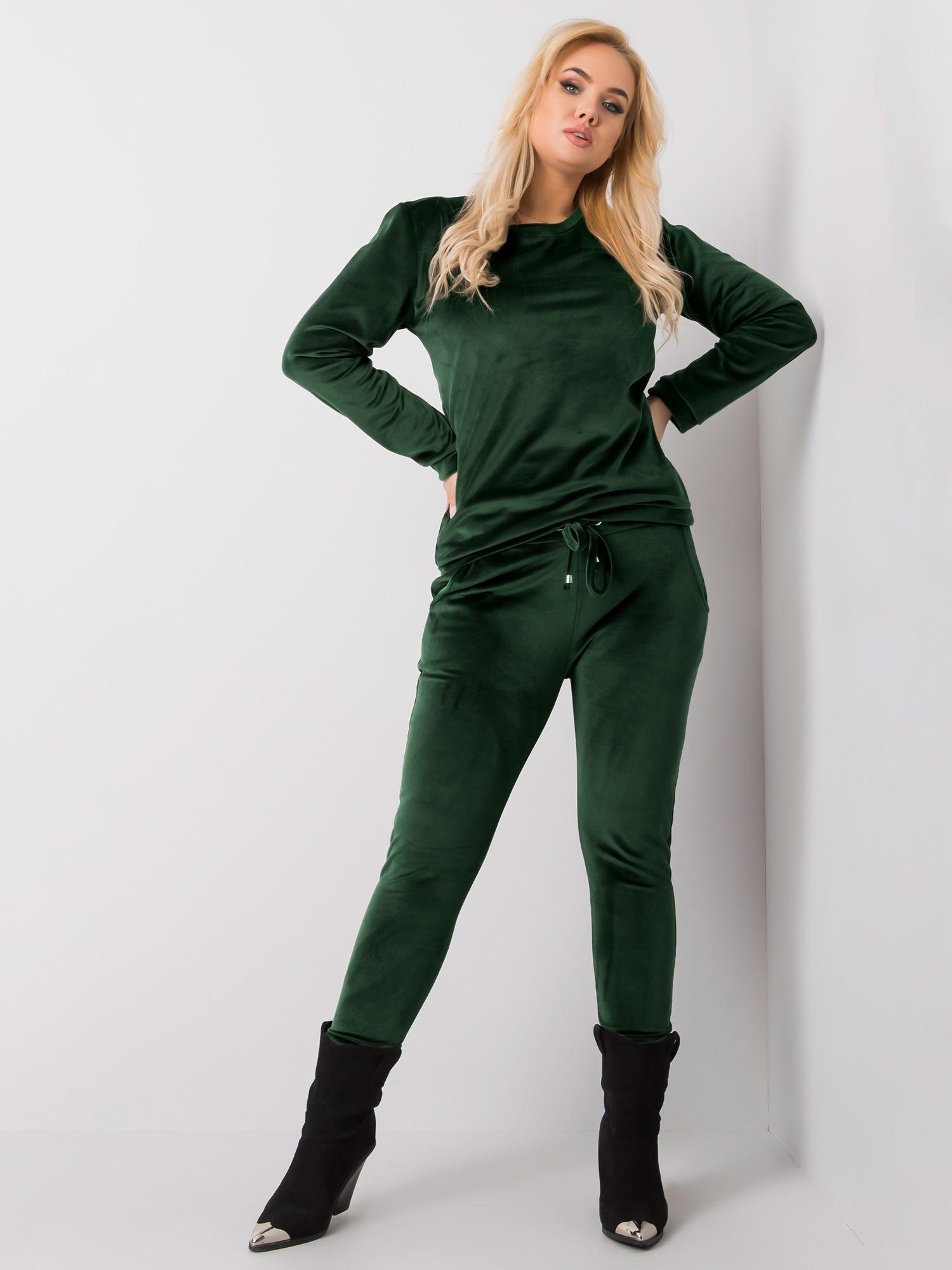 Dark green velor plus size