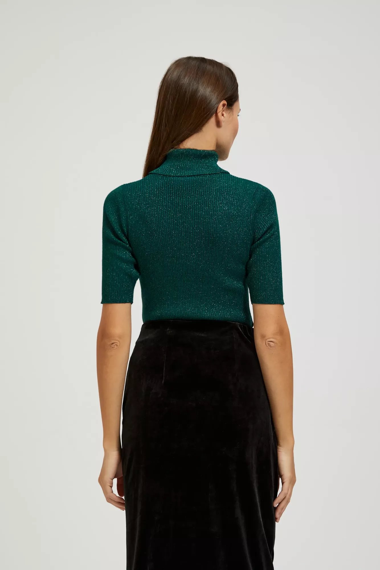 Turtleneck sweater decorated with metallic thread