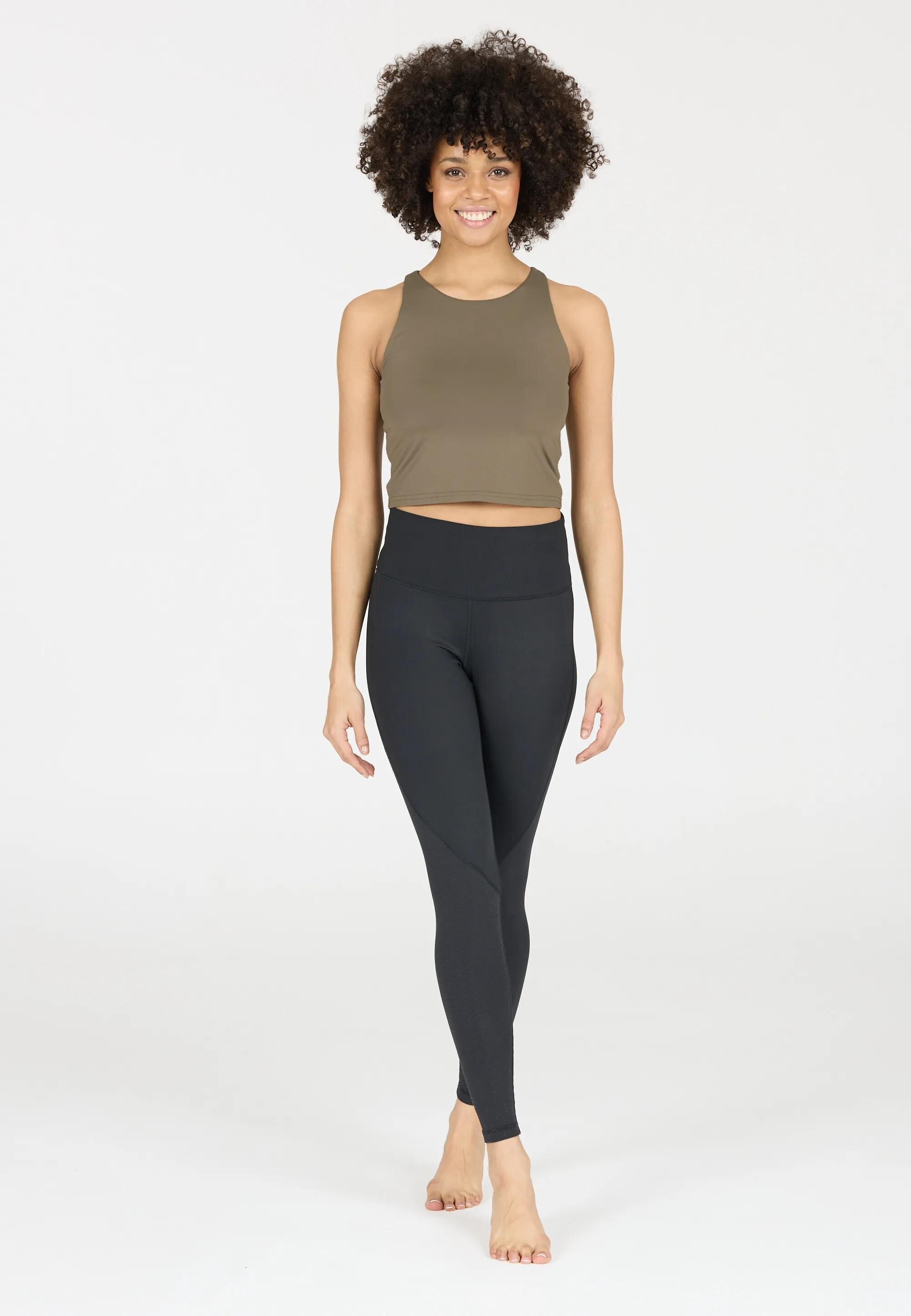 Women's top Athlecia Rihal