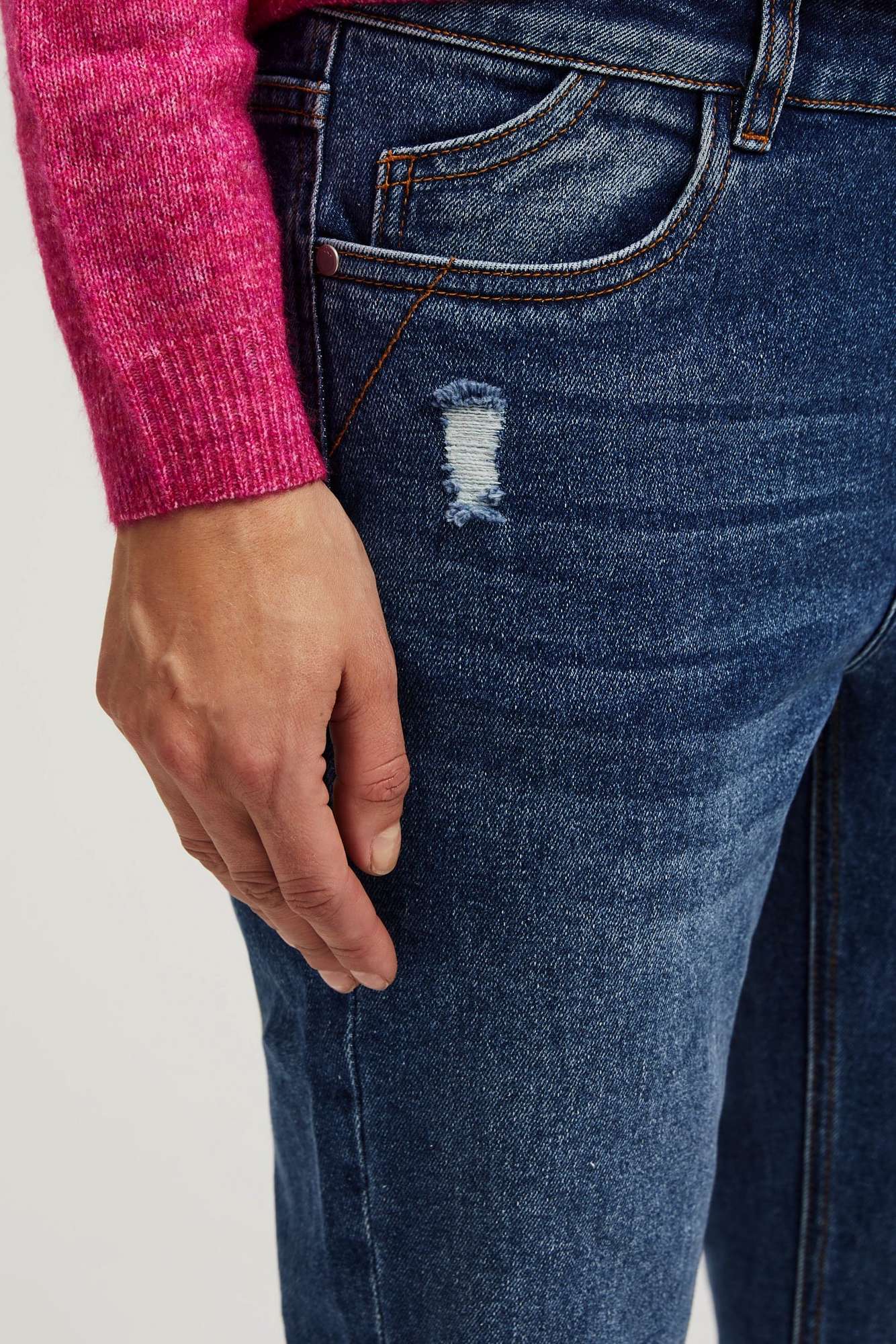 BOYFRIEND JEANS