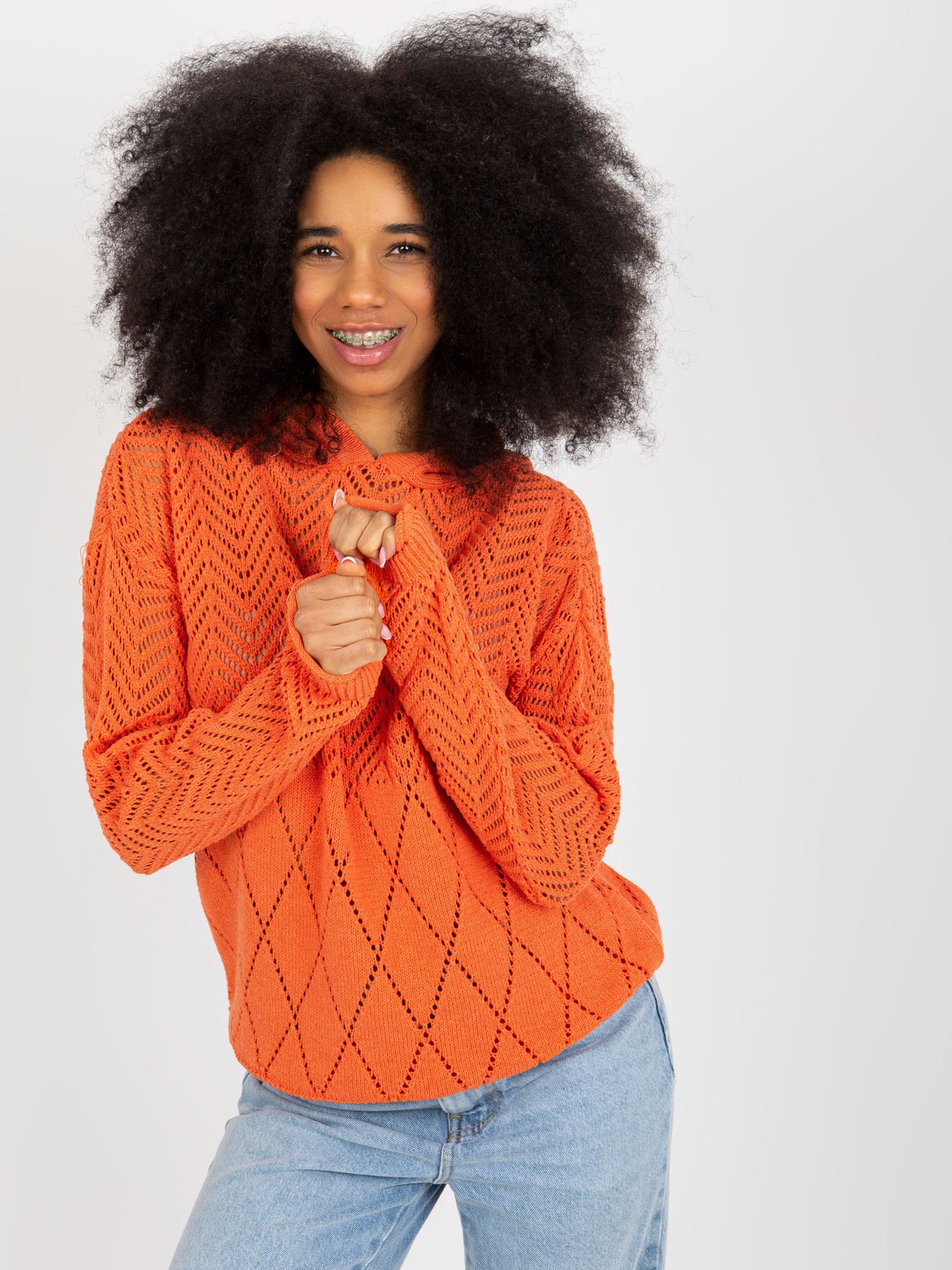 Levně Oranžový dámský letní svetr s kapucí