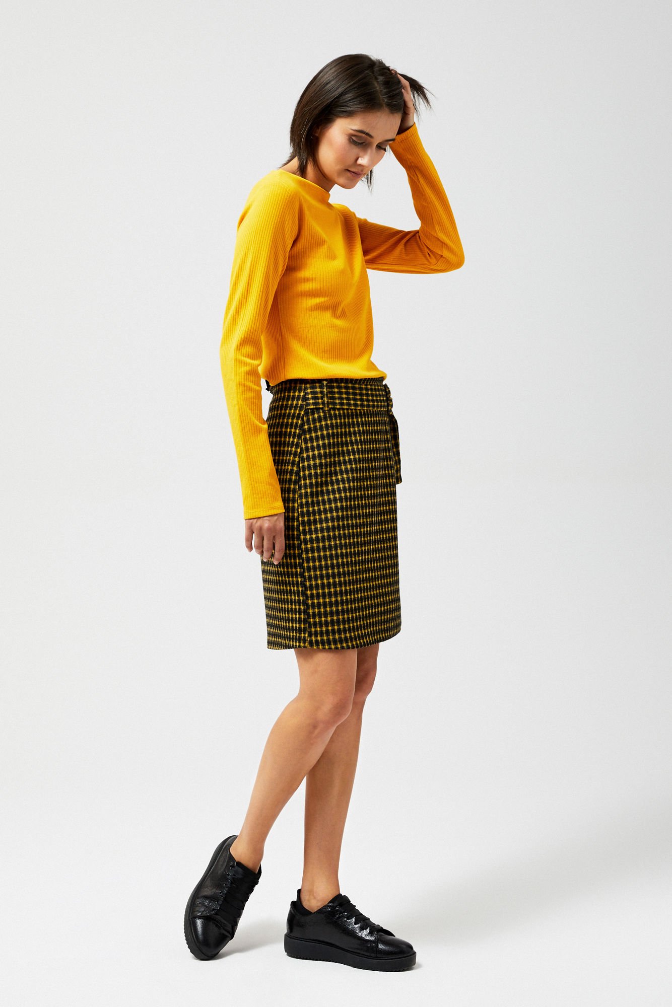 Verifica fusta cu curea