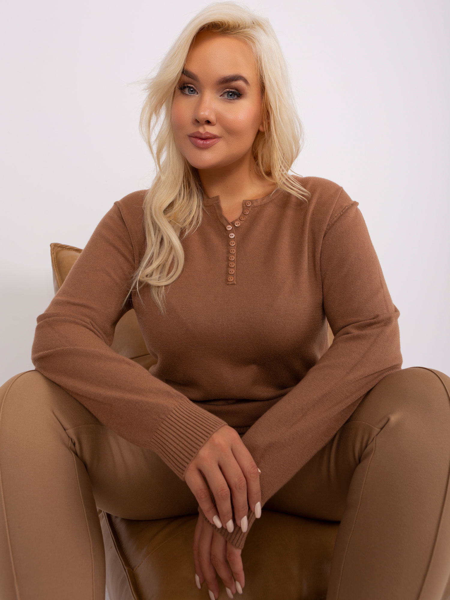 Women's Oversized Camel Sweater With Viscose
