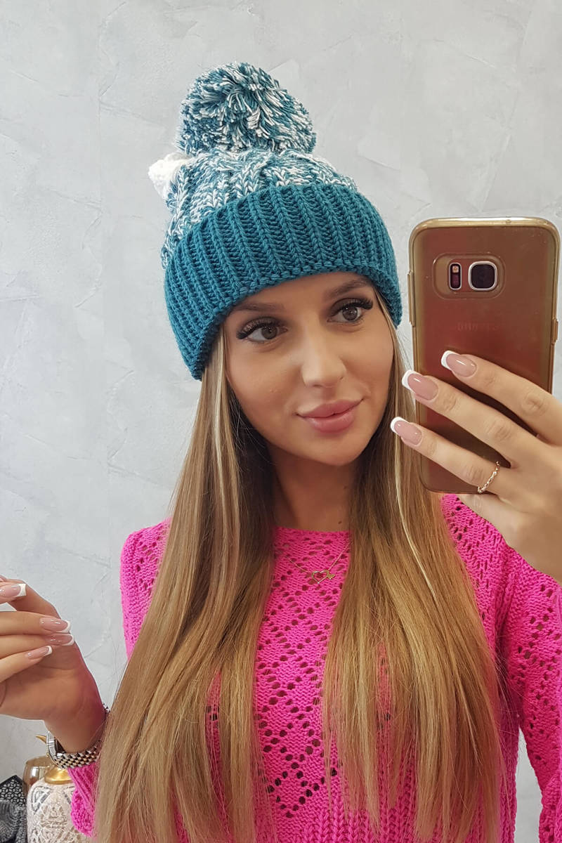 Beanie with pompom Abigail K326 marine+ecru