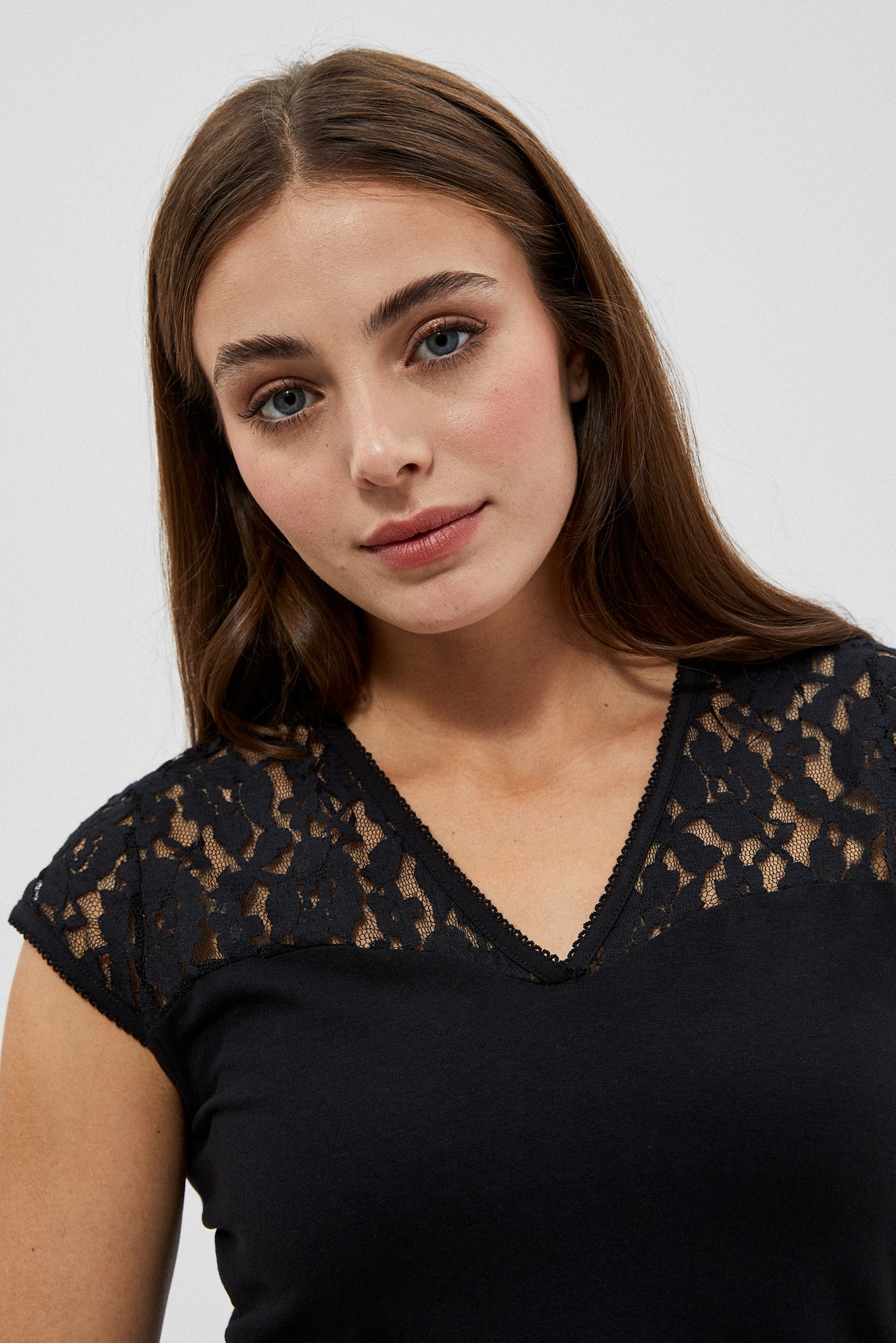 V-neck blouse with lace