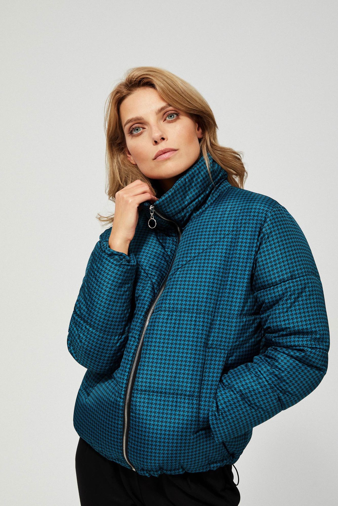 Jacket with a stand-up collar - green