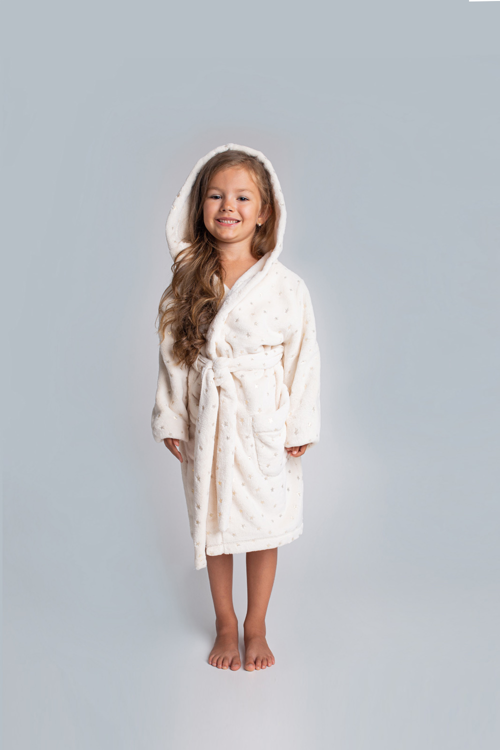 Stylish girls' long-sleeved bathrobe - ecru/print