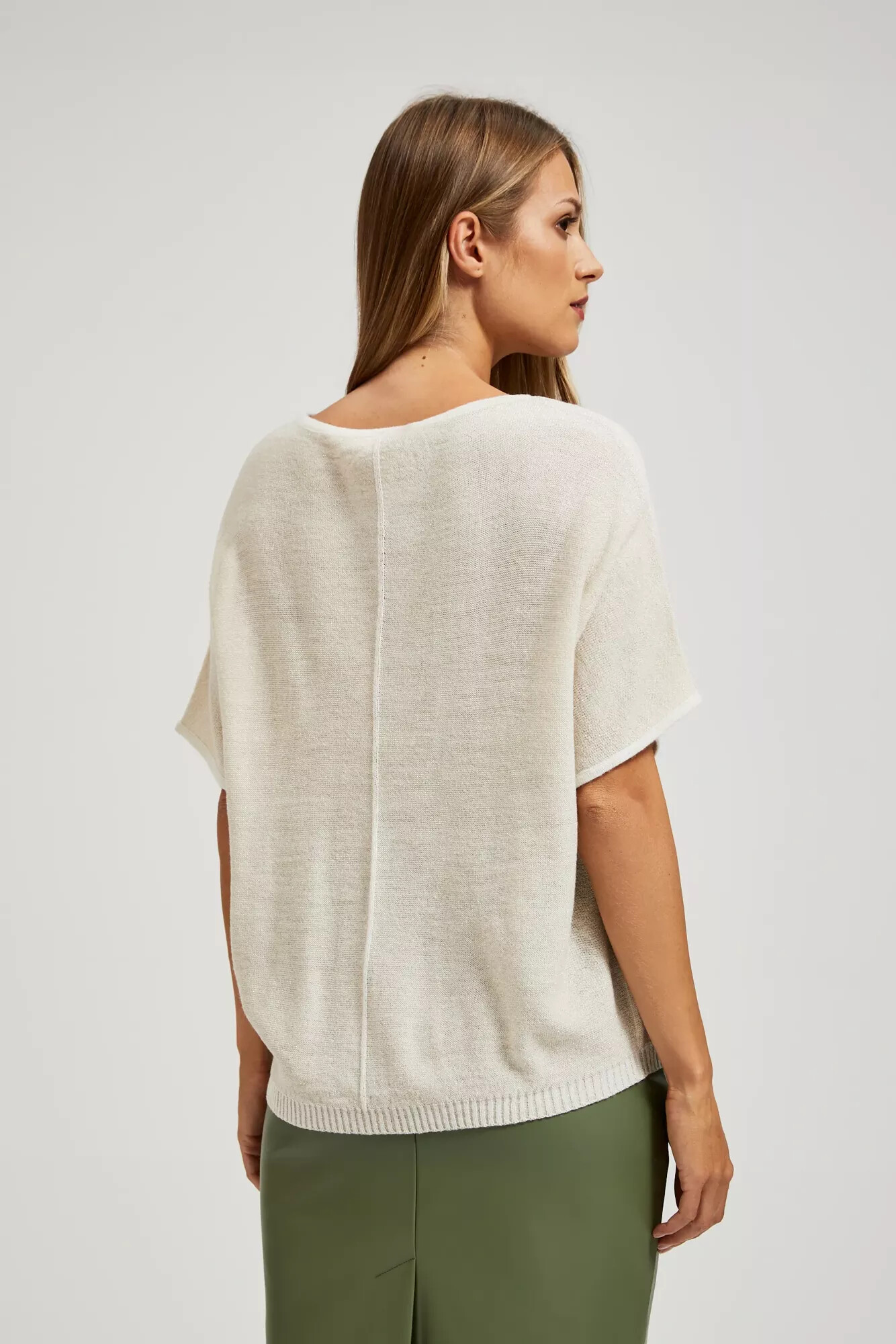 Oversize sweater with metallic thread